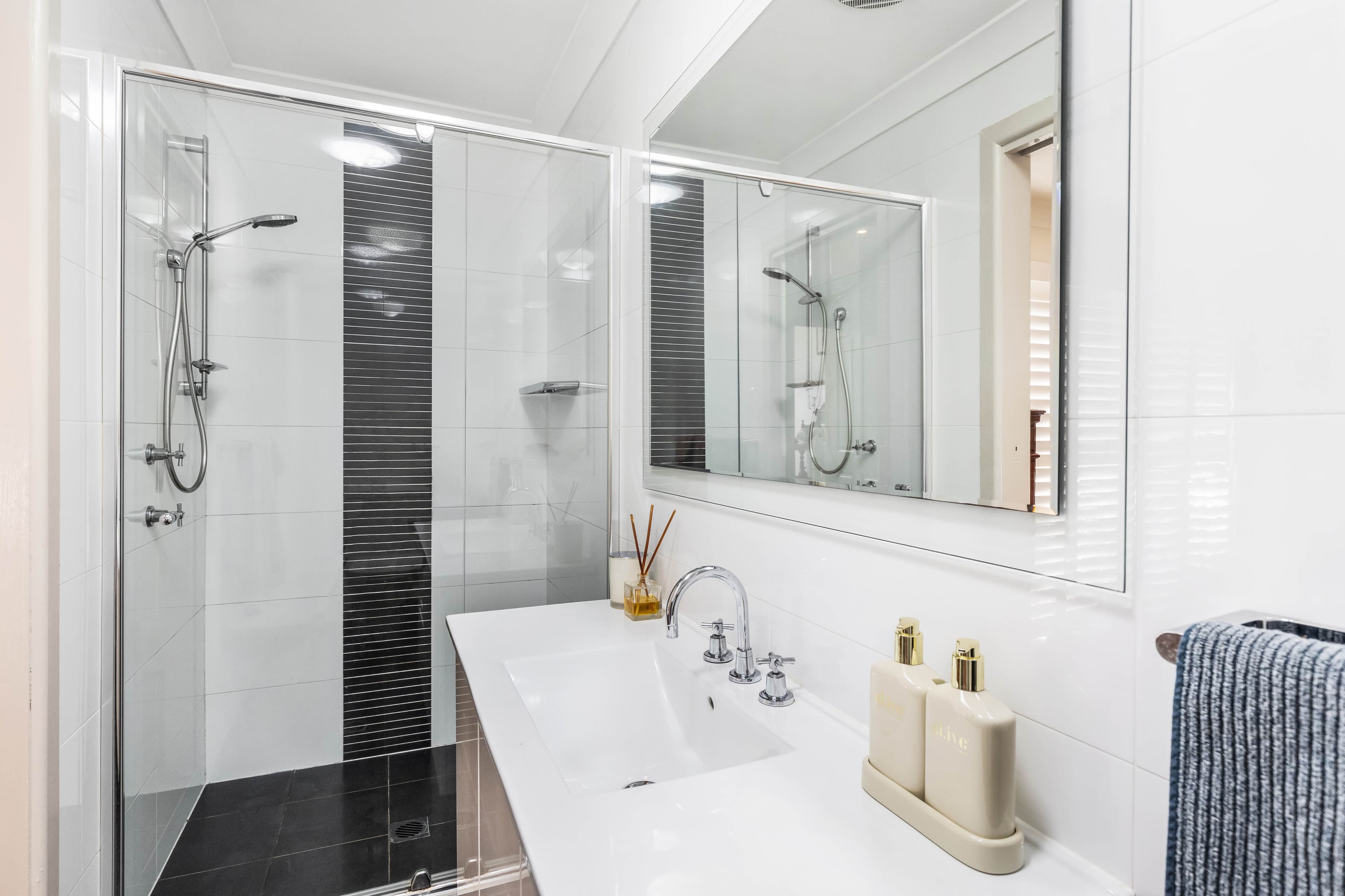 126 Olivet Street, GLENBROOK, Glenbrook - Thumbnail 8