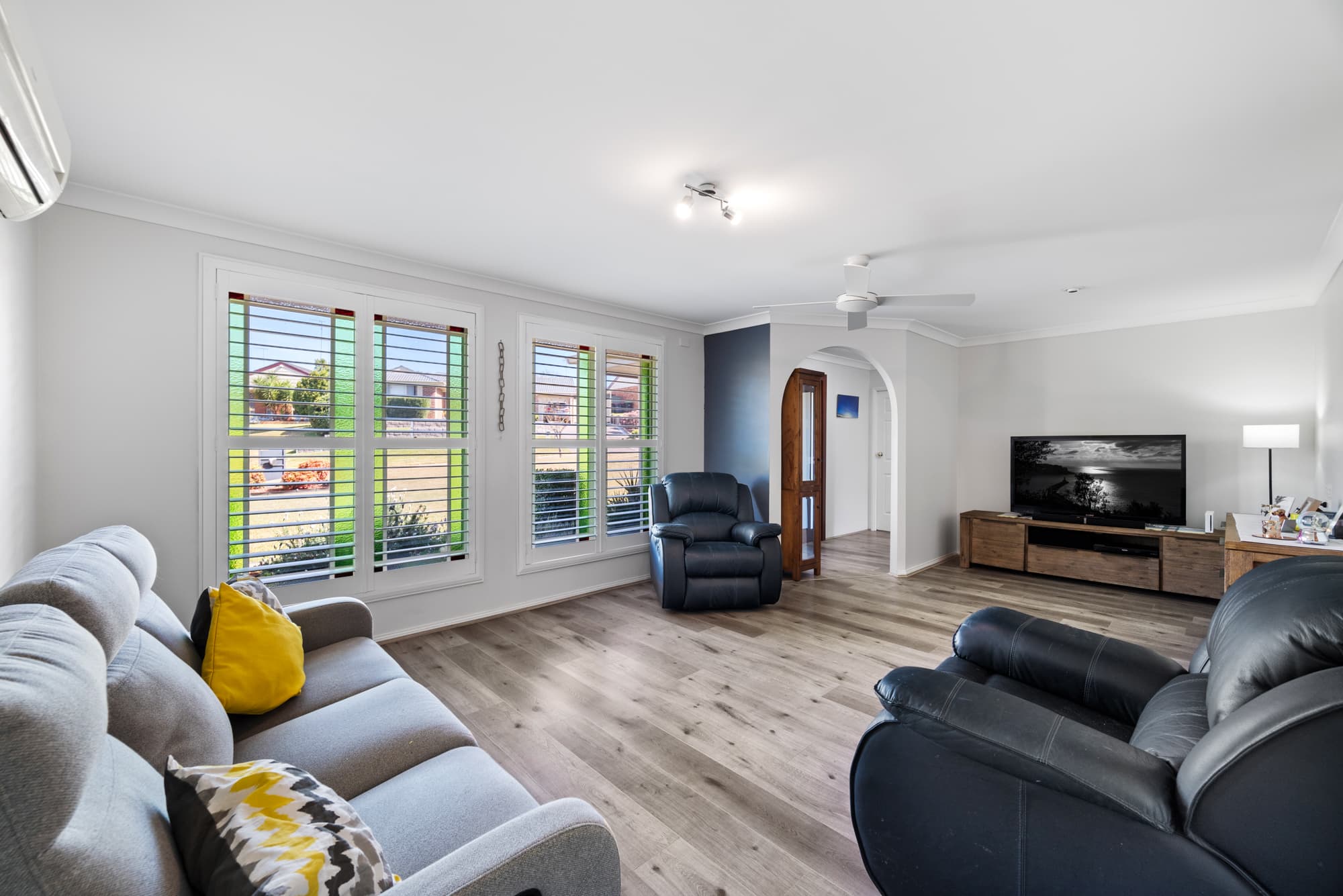 3 Lehmann Avenue, GLENMORE PARK, Glenmore Park - Thumbnail 3