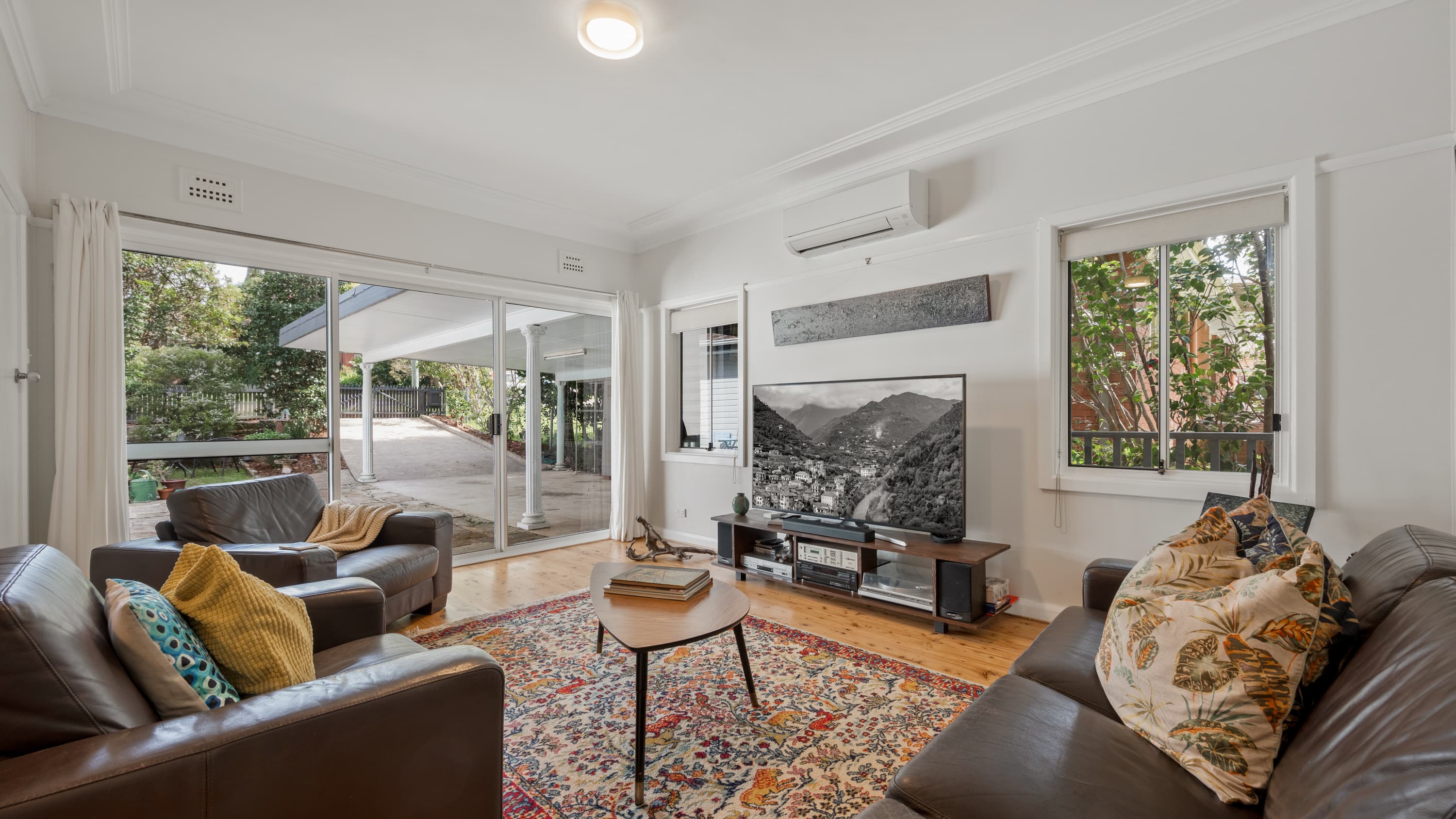 12 Clifton Avenue, GLENBROOK, Glenbrook - Thumbnail 3