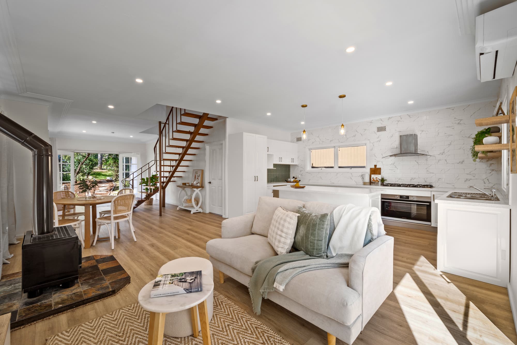 6 Boorea Street, BLAXLAND, Blaxland - Thumbnail 3