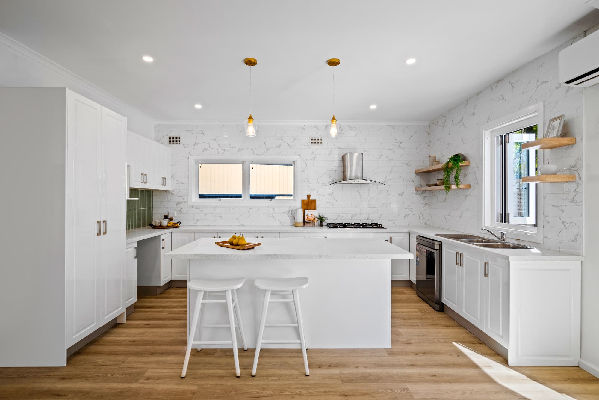 6 Boorea Street, BLAXLAND, Blaxland - Thumbnail 4