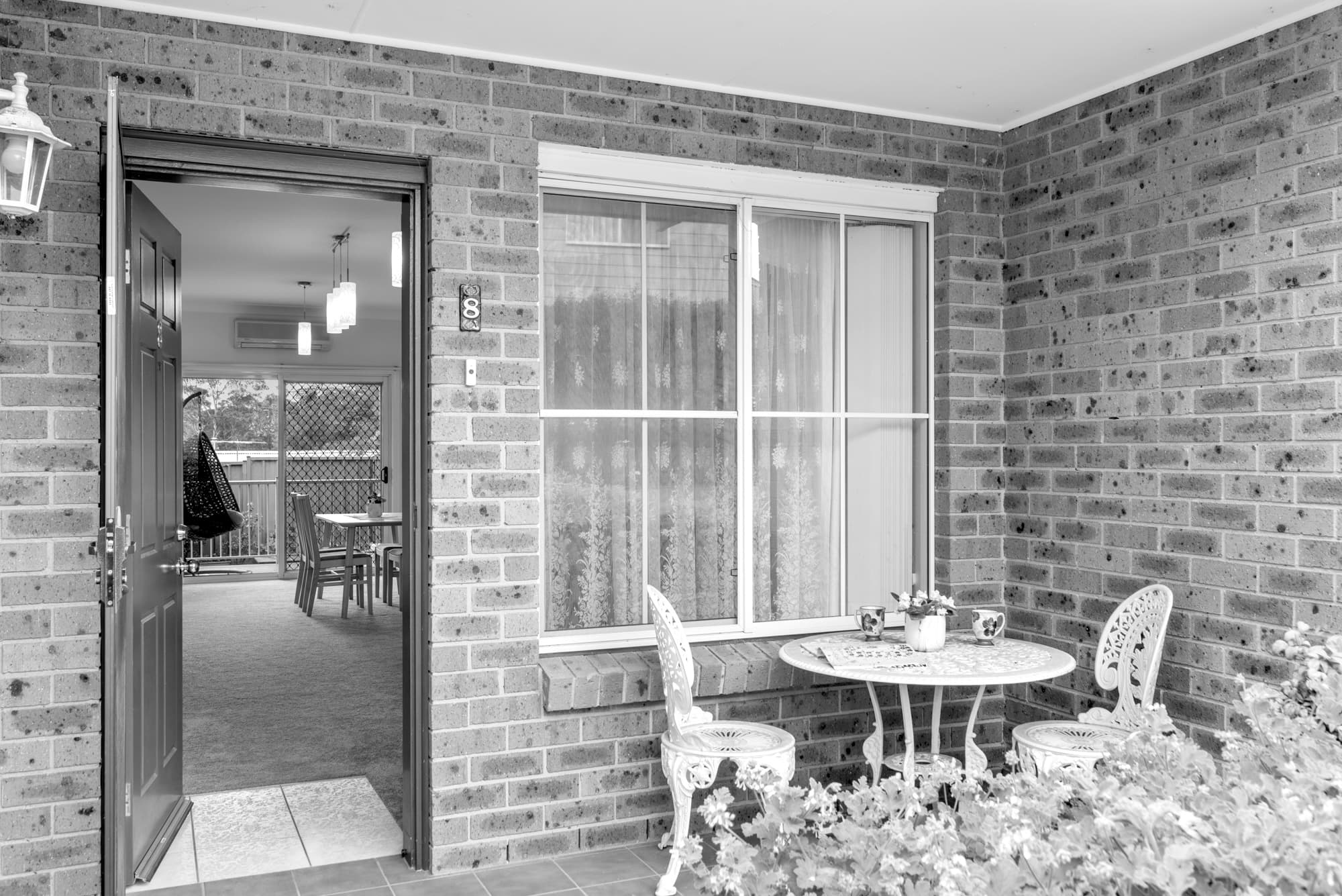 8/25 Bland Road, SPRINGWOOD, Springwood - Image 1