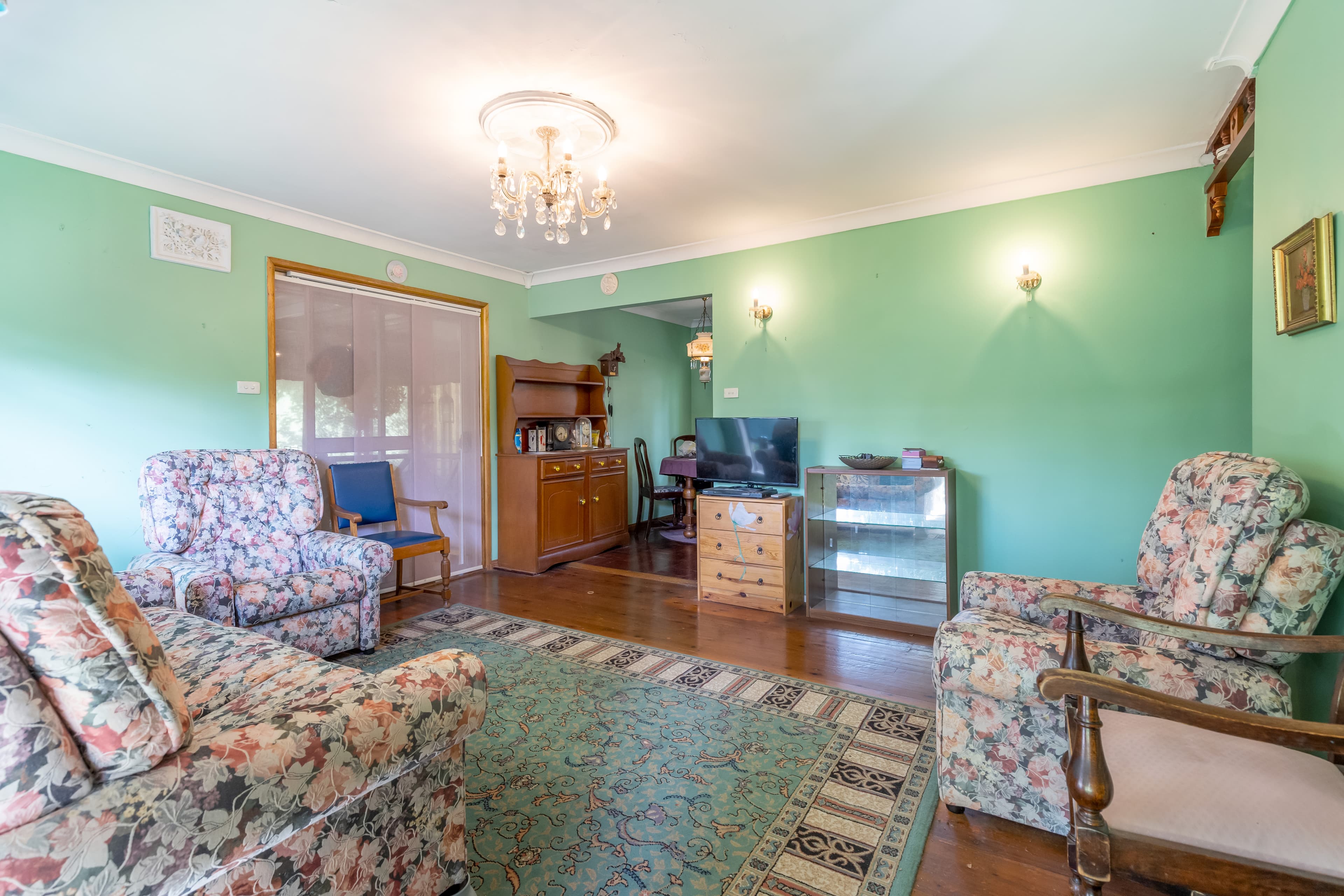 99 Wedmore Road, EMU HEIGHTS, Emu Heights - Thumbnail 2