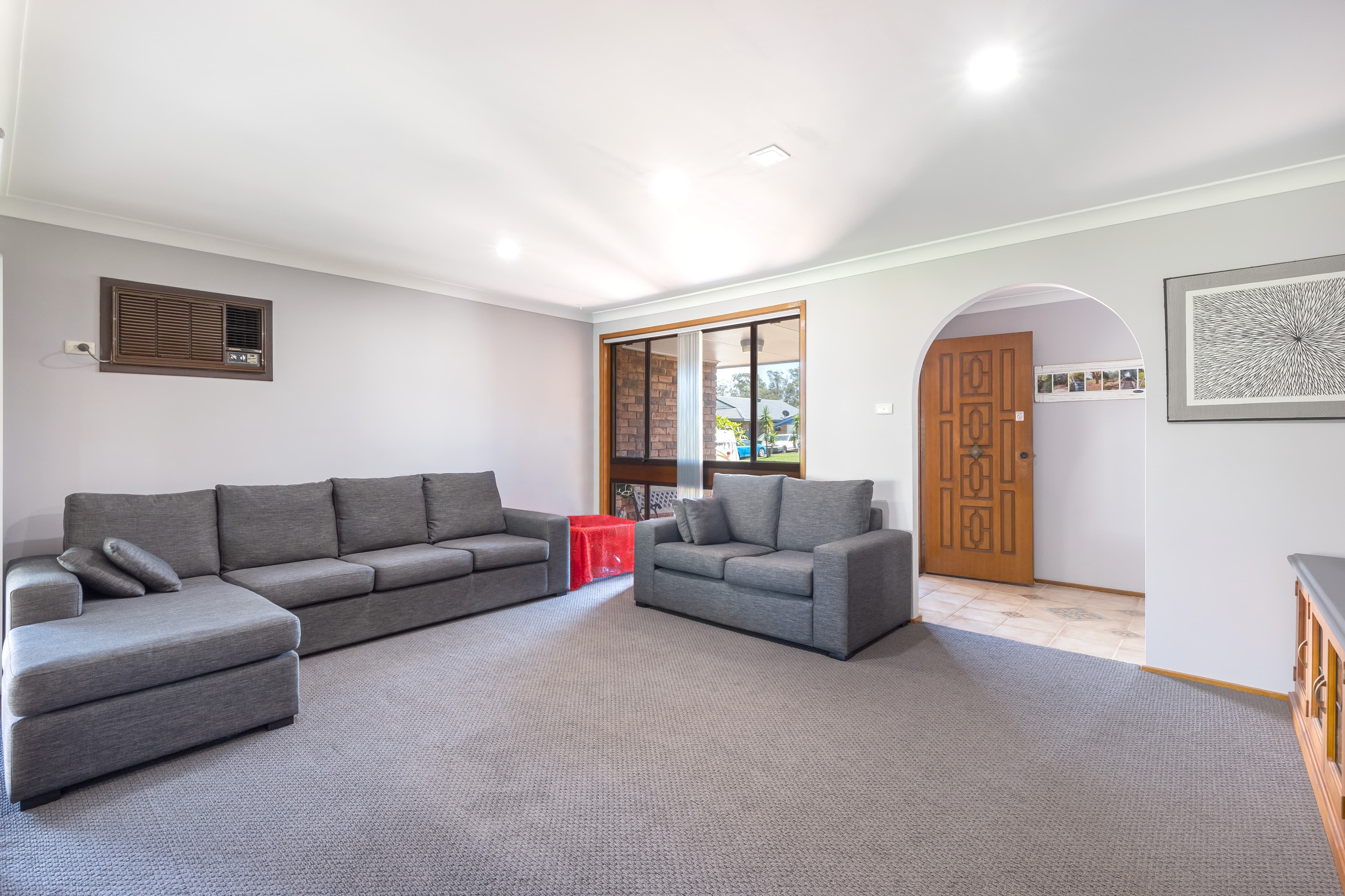 14 Downing Avenue, CAMBRIDGE GARDENS, Cambridge Gardens - Thumbnail 2