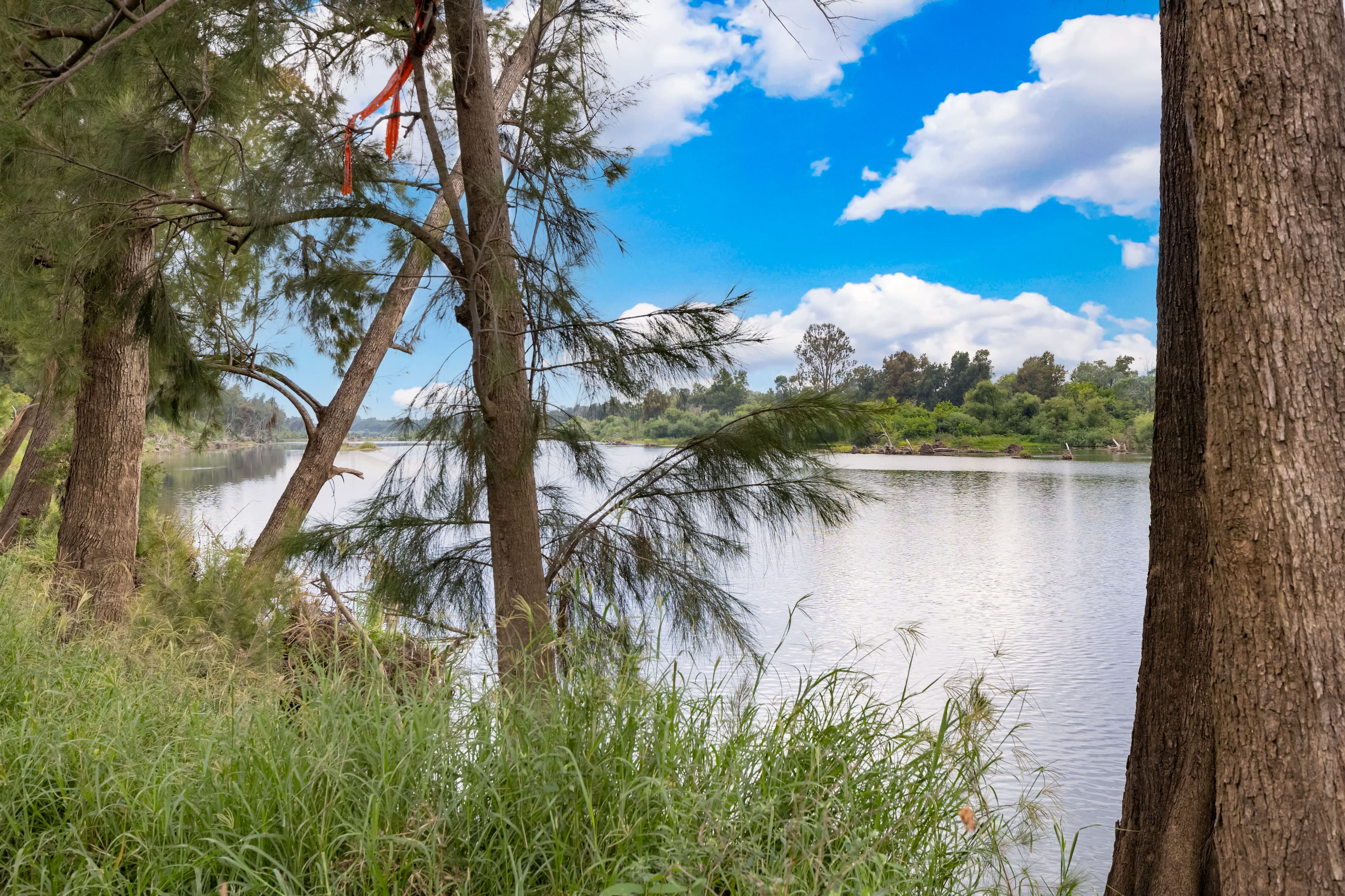 33 Riverbank Drive, EMU HEIGHTS, Emu Heights - Thumbnail 2
