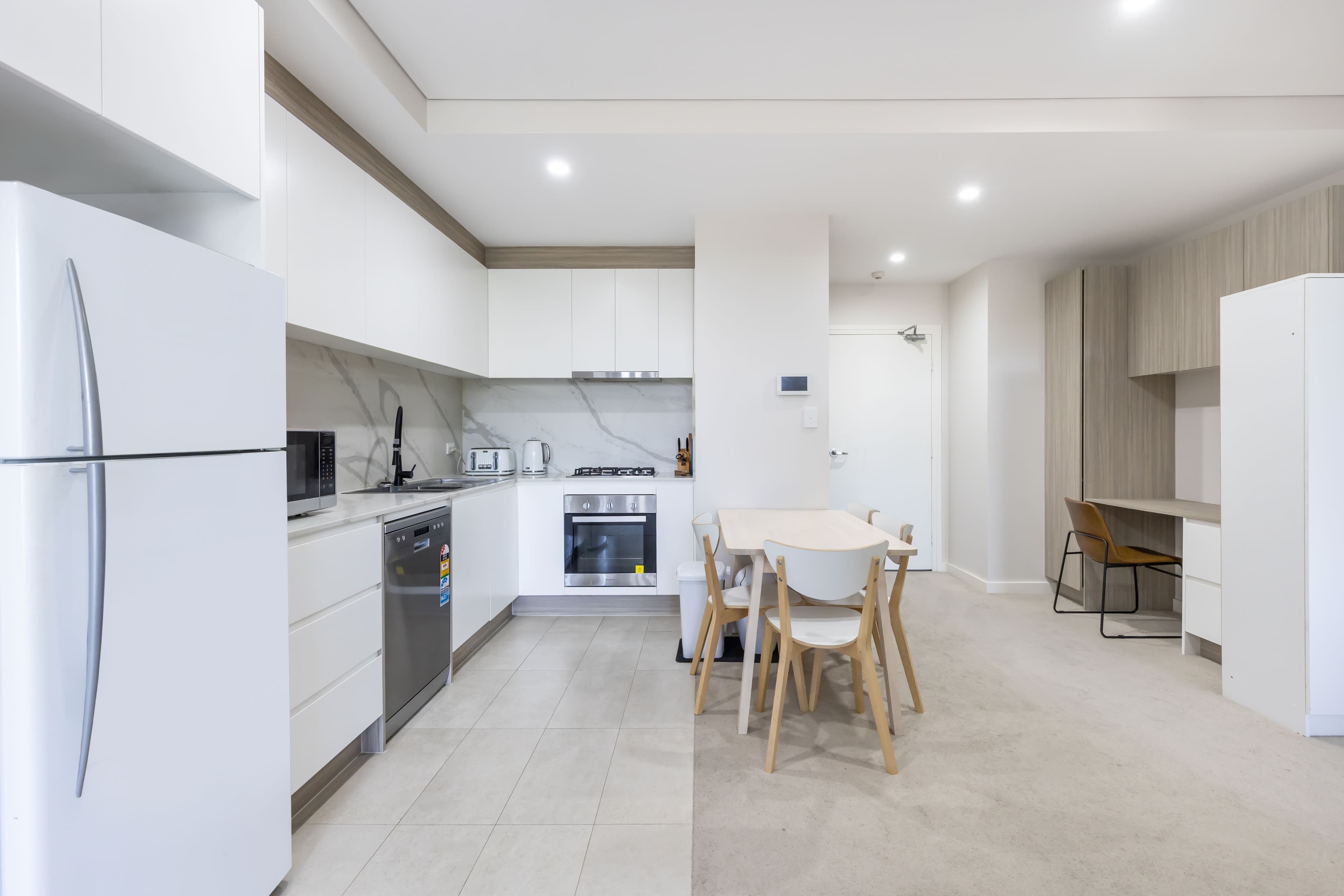 202/8 Fulton Street, PENRITH, Penrith - Thumbnail 2