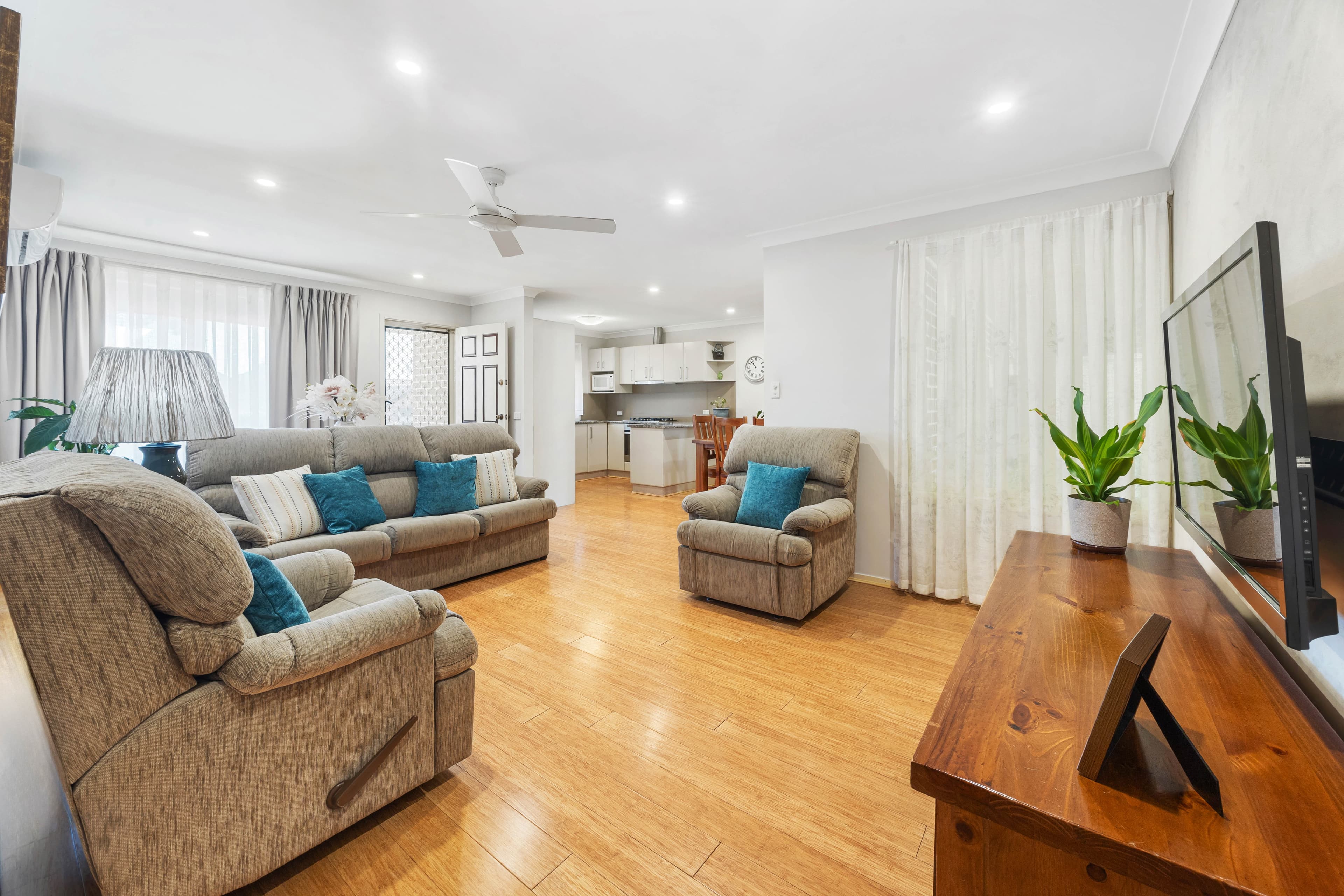 32A Harwood Circuit, GLENMORE PARK, Glenmore Park - Thumbnail 4