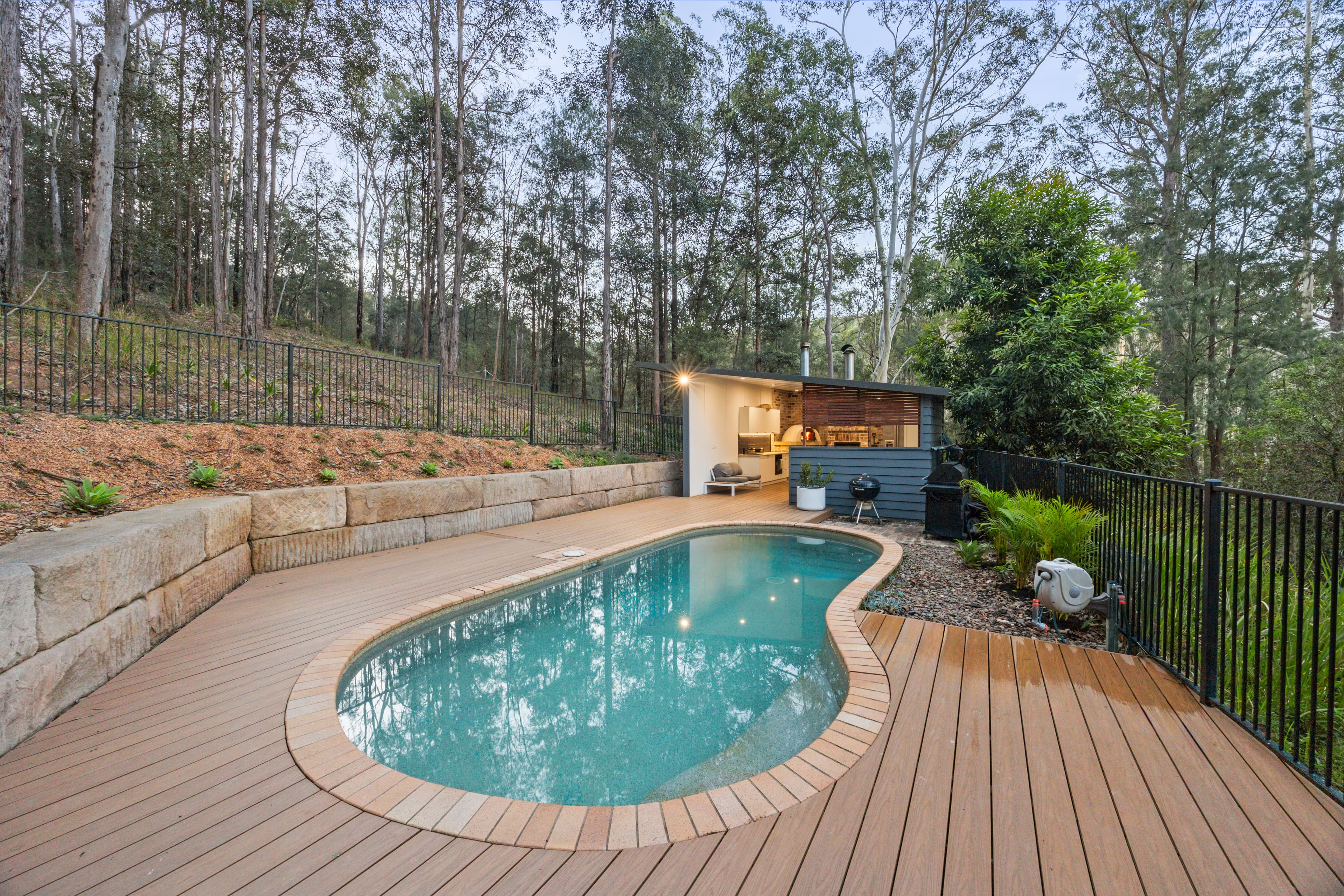 175 Sun Valley Road, SUN VALLEY, Sun Valley - Thumbnail 2