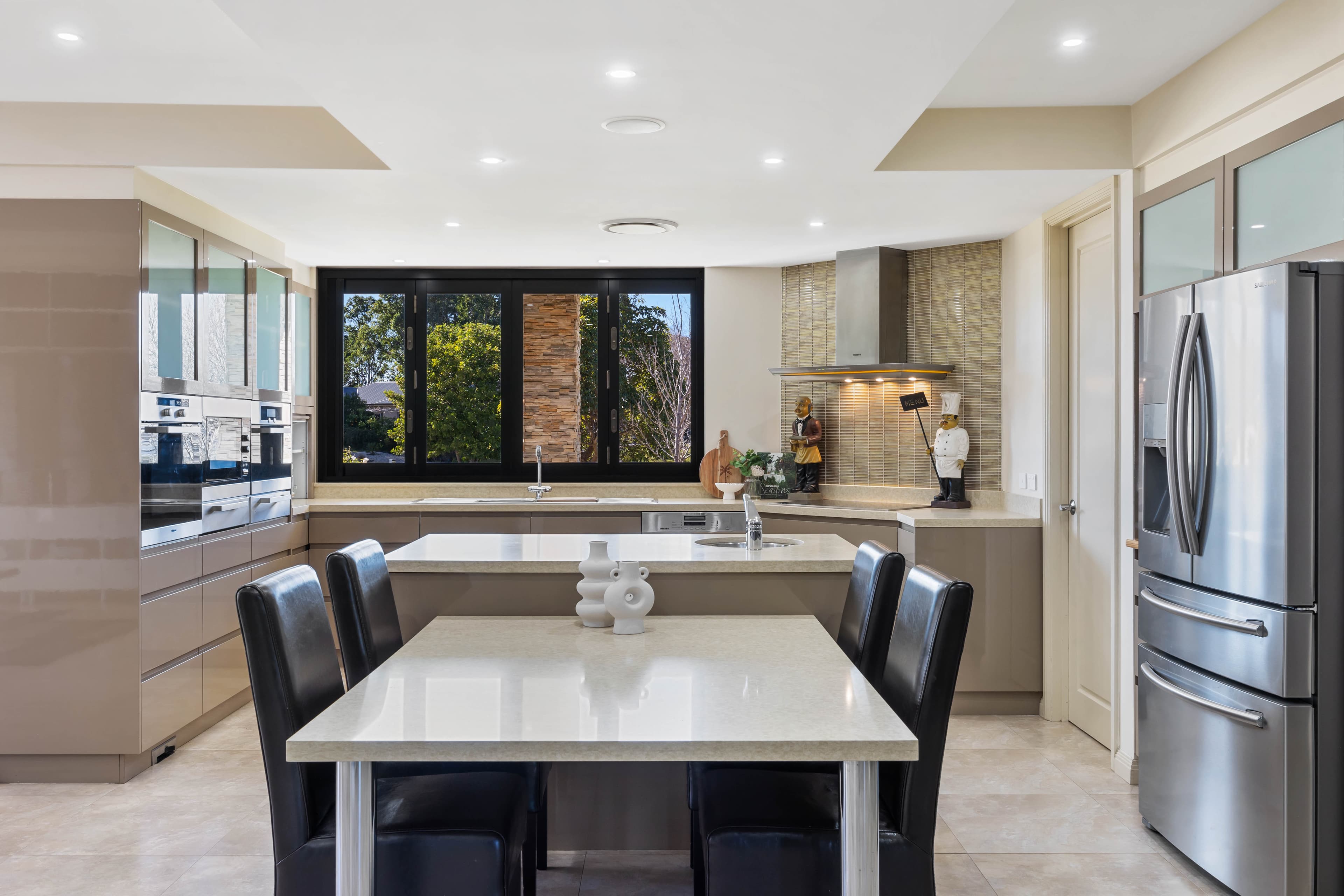 23 Portrush Crescent, LUDDENHAM, Luddenham - Thumbnail 6