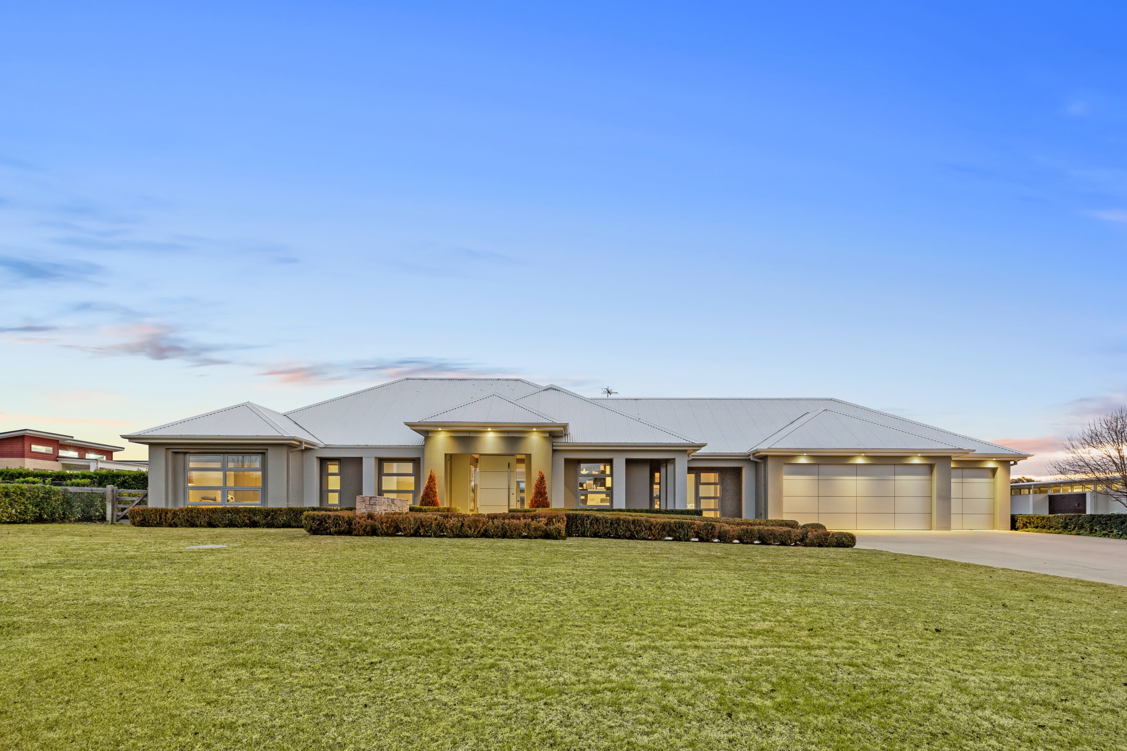 52 Twin Creeks Drive, LUDDENHAM, Luddenham - Thumbnail 3
