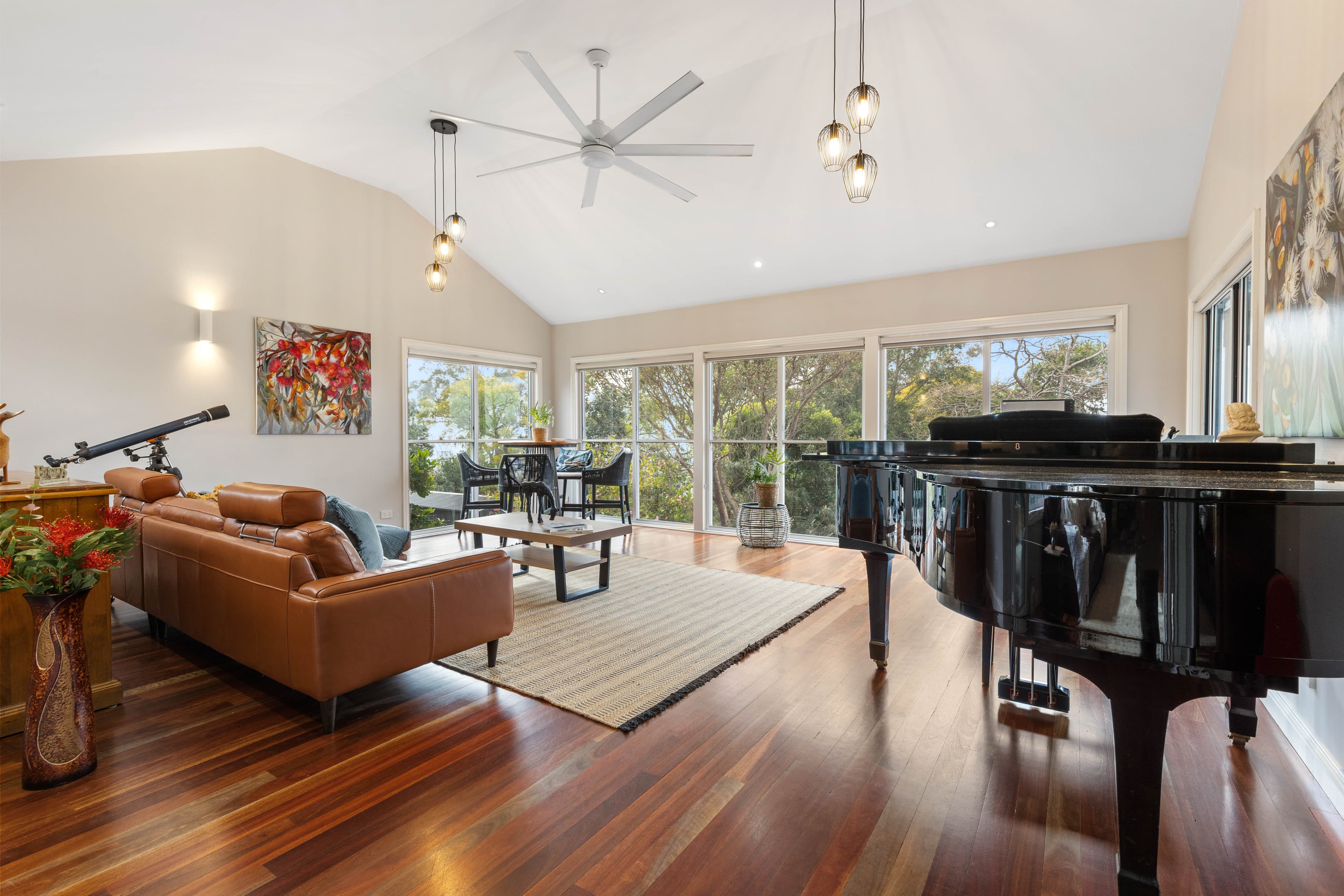 20 Darwin Drive, LAPSTONE, Lapstone - Thumbnail 2