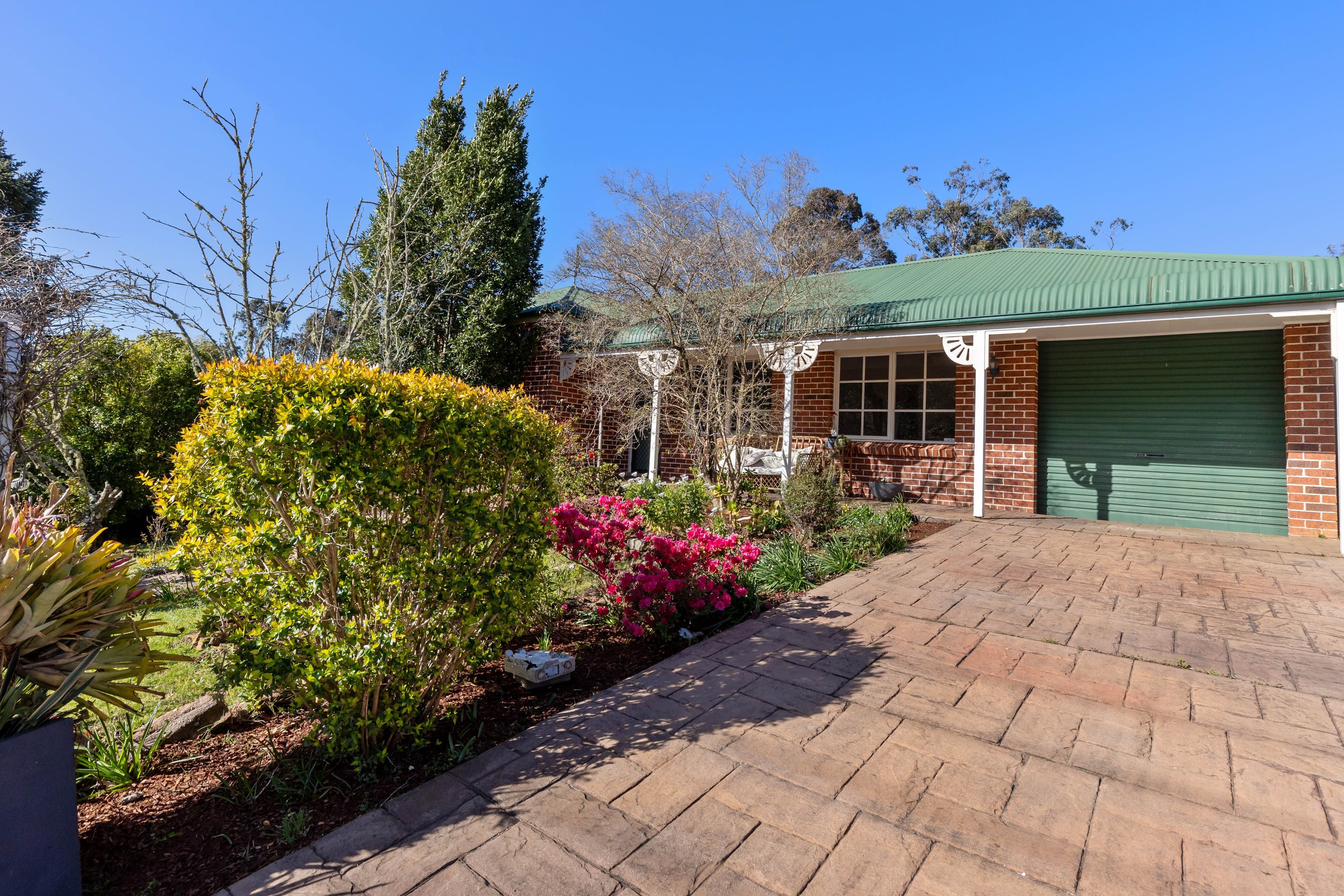 73 Red Gum Avenue, HAZELBROOK, Hazelbrook - Thumbnail 2