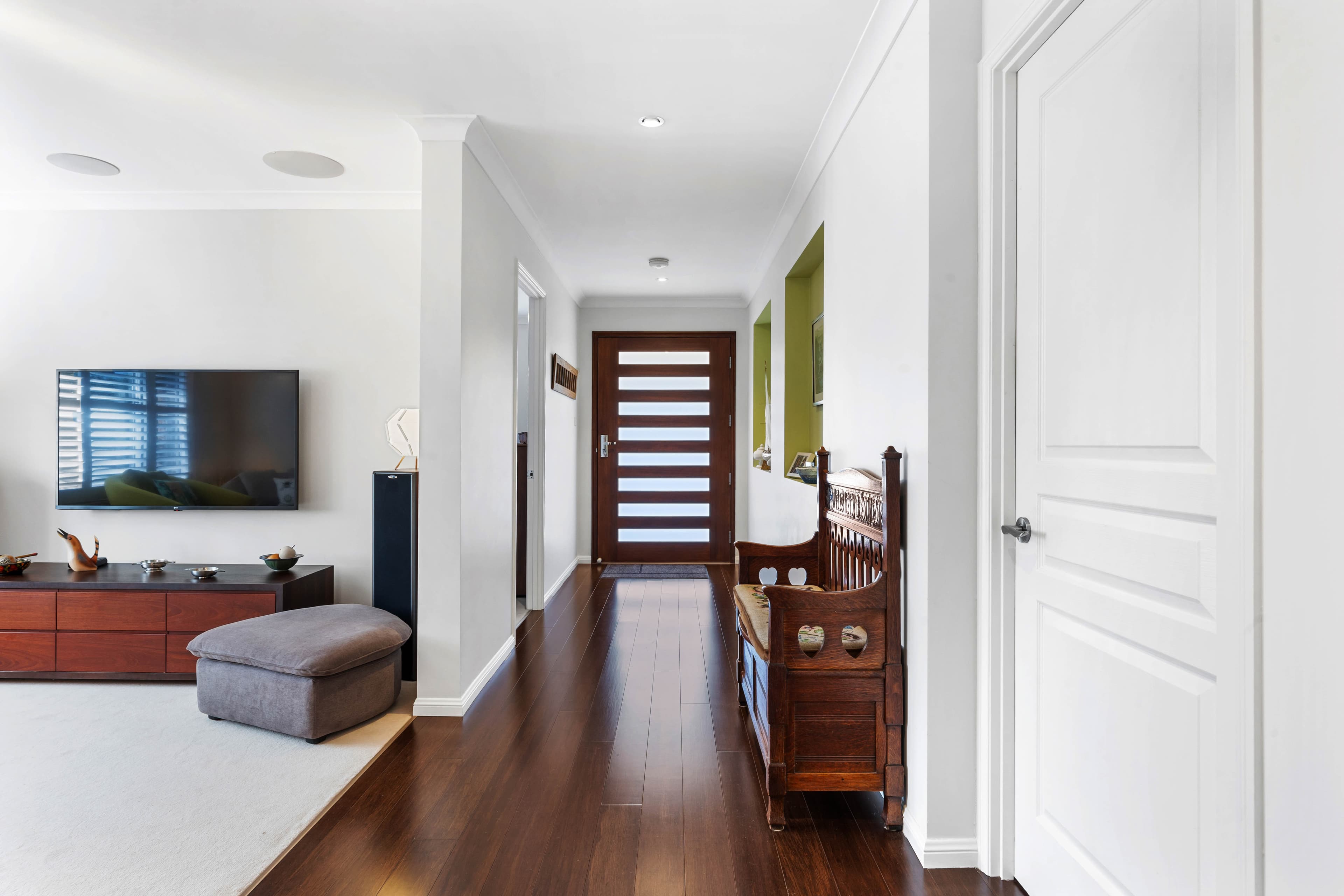 21 The Boulevarde, WARRIMOO, Warrimoo - Thumbnail 2