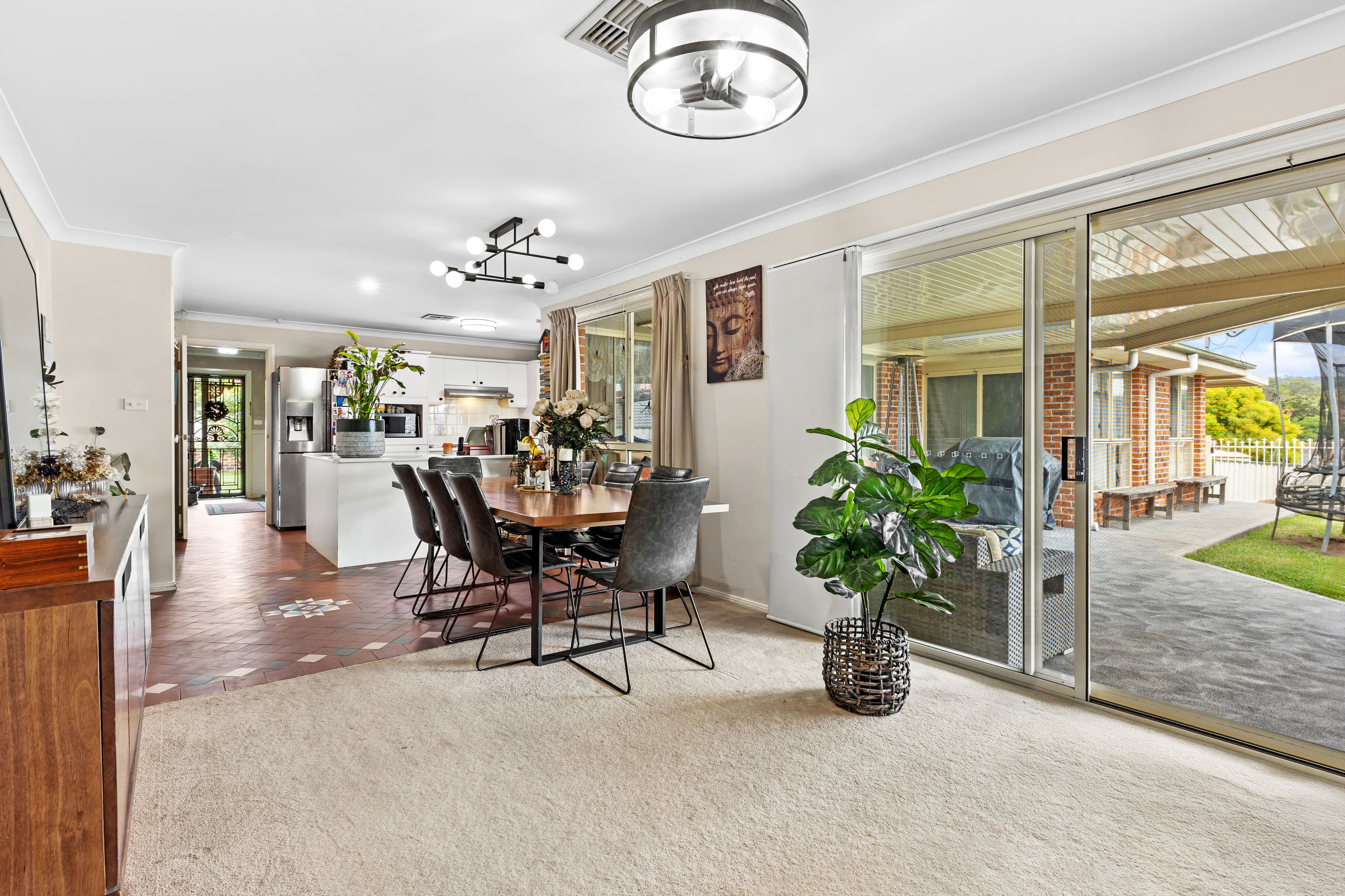 21 Marigold Close, GLENMORE PARK, Glenmore Park - Thumbnail 3