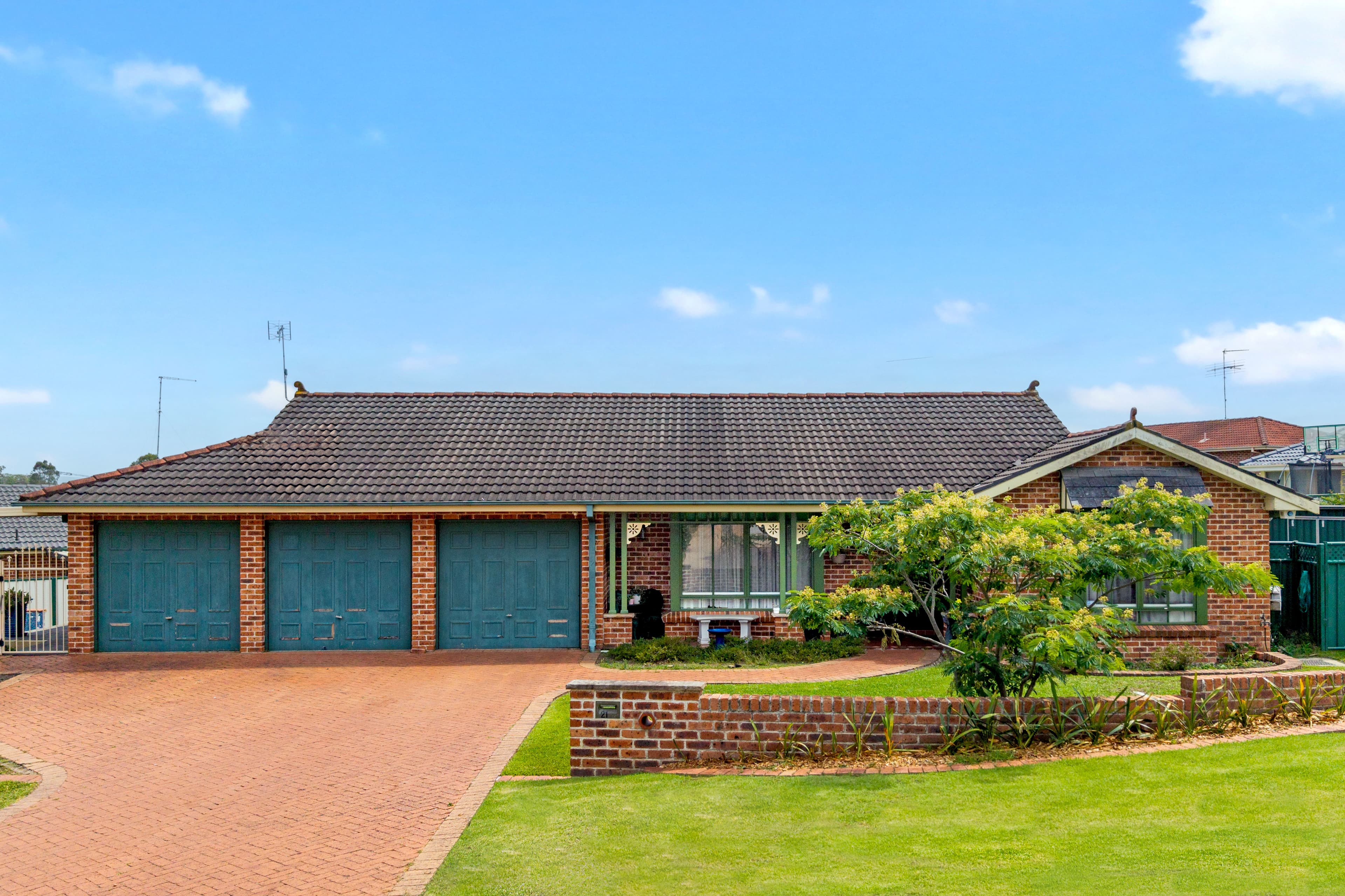 21 Marigold Close, GLENMORE PARK, Glenmore Park - Image 1