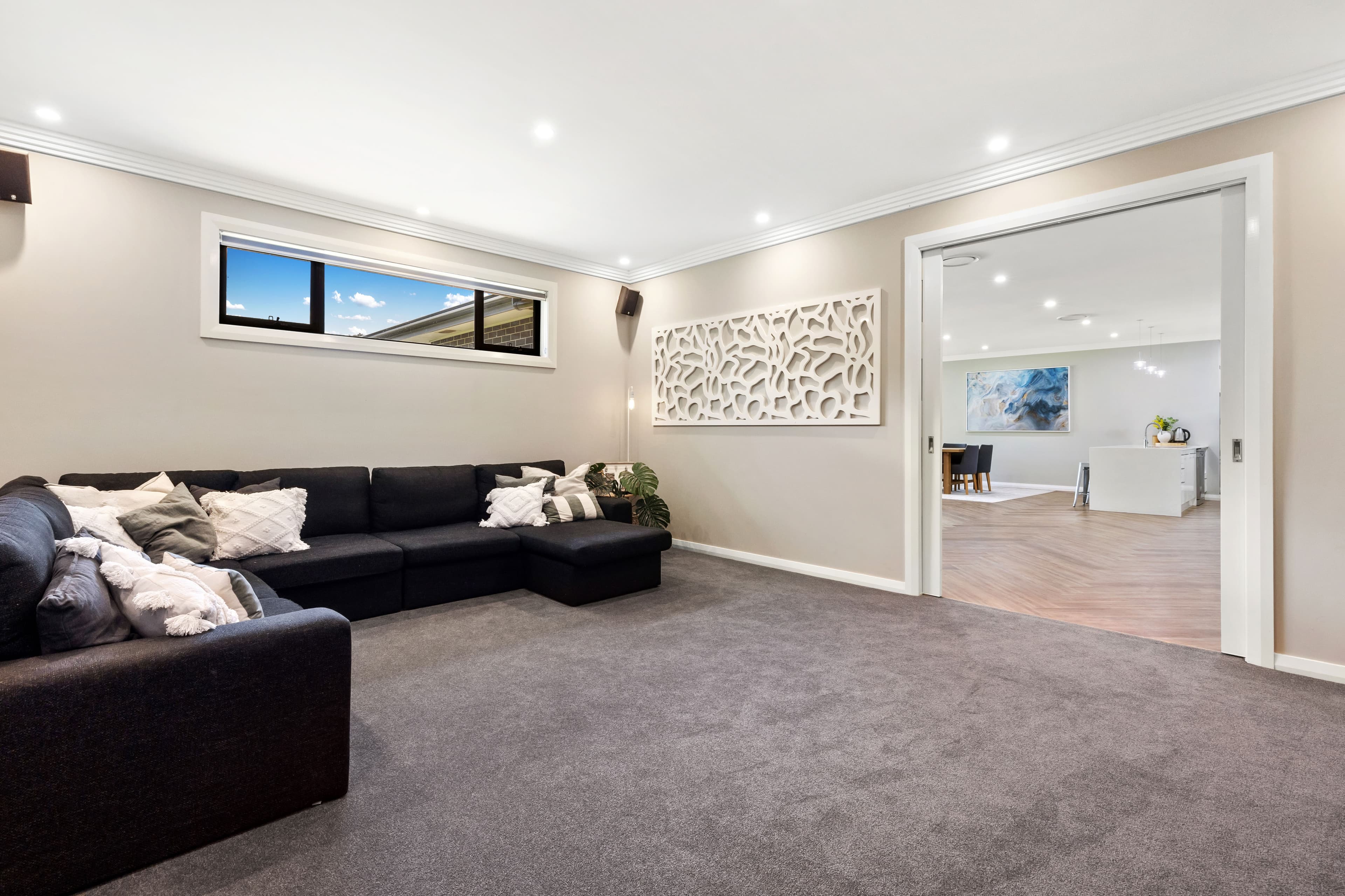 55 Twin Creeks Drive, LUDDENHAM, Luddenham - Thumbnail 6