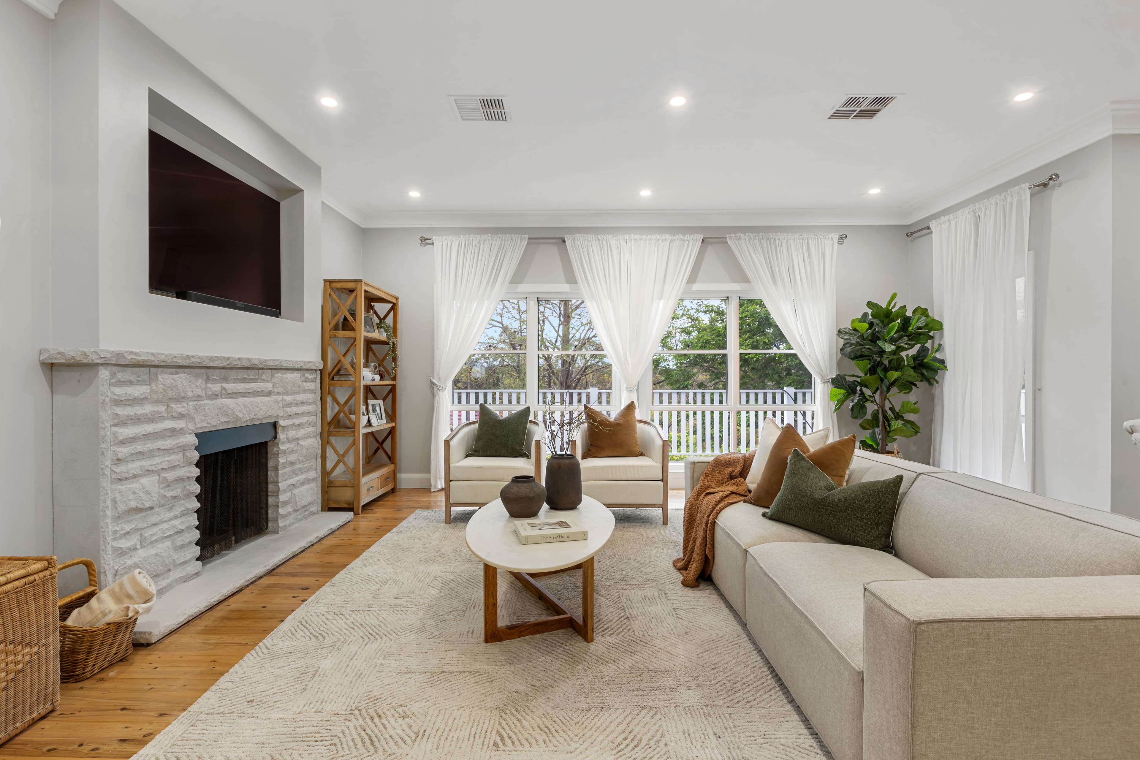 19 Boorea Street, BLAXLAND, Blaxland - Thumbnail 2