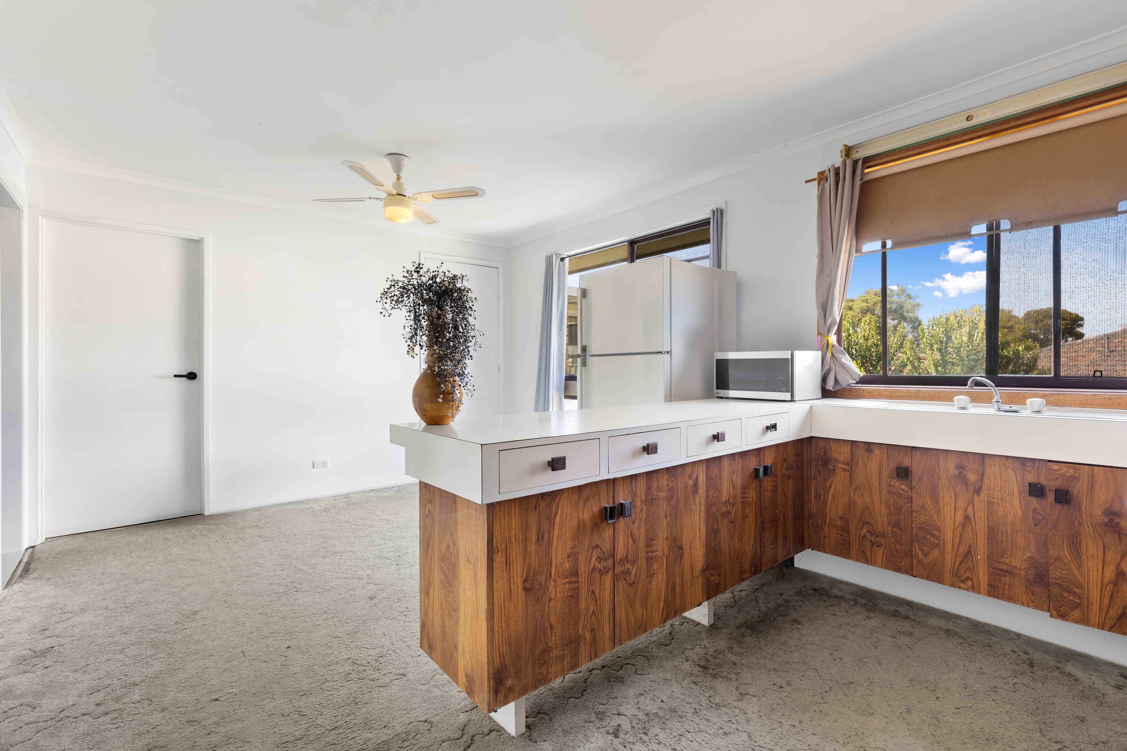 32 Garrick Road, ST CLAIR, St Clair - Thumbnail 4