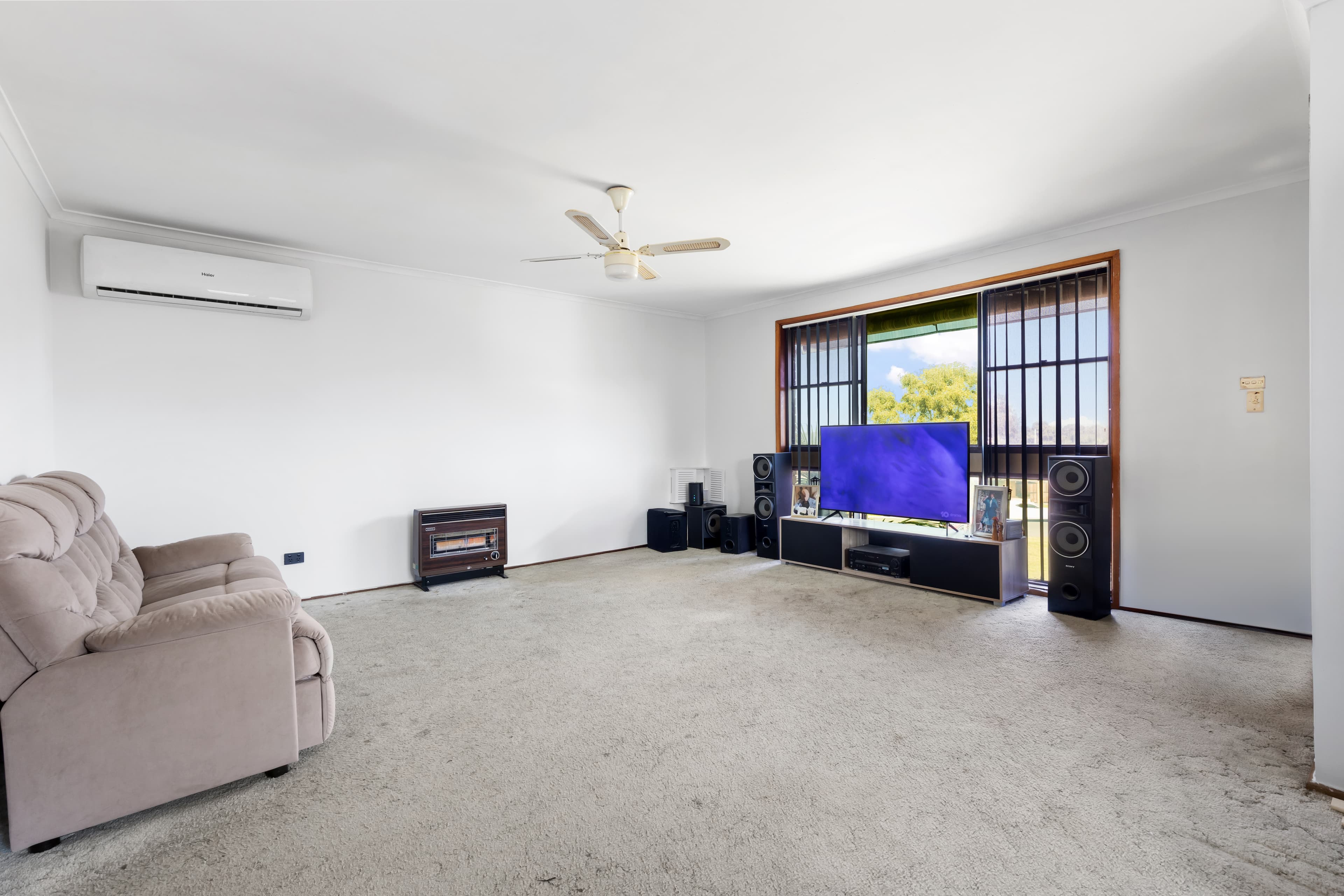32 Garrick Road, ST CLAIR, St Clair - Thumbnail 3