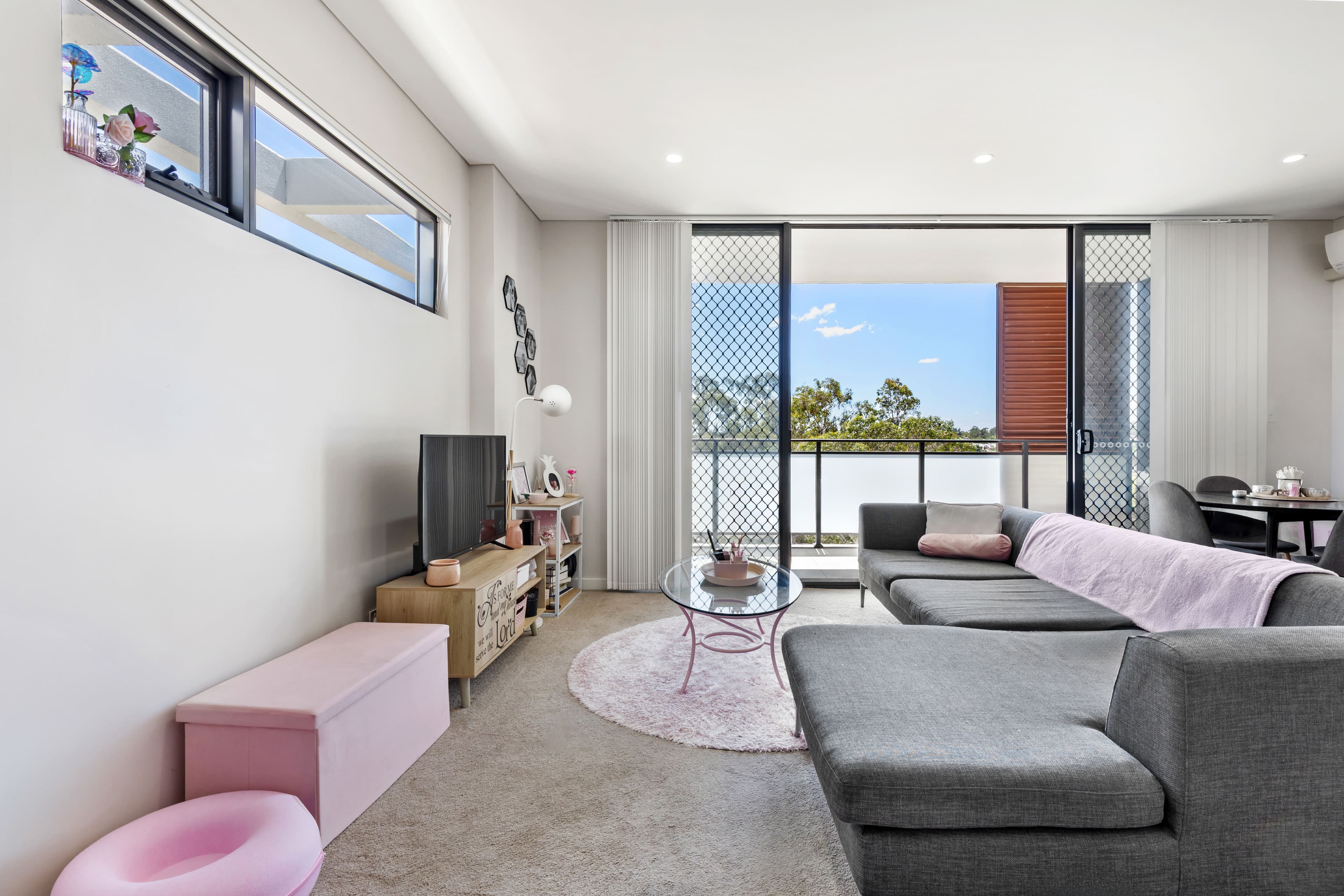 503/8 Fulton Street, PENRITH, Penrith - Thumbnail 2