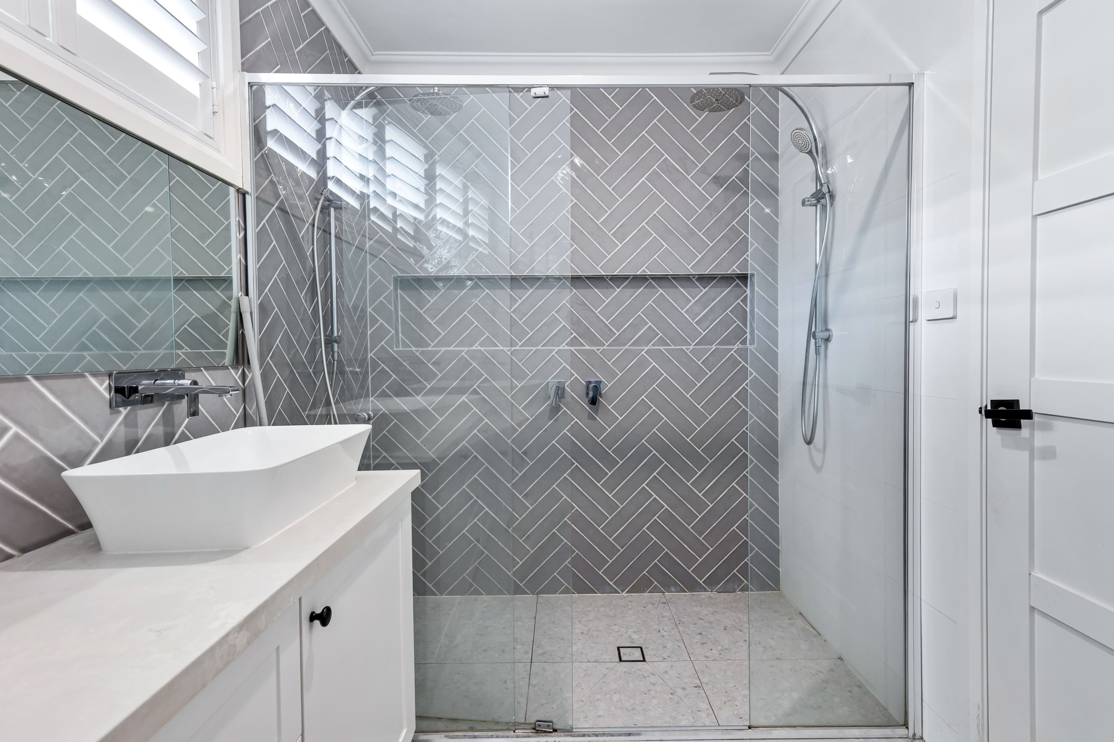 4 Caley Crescent, LAPSTONE, Lapstone - Thumbnail 5
