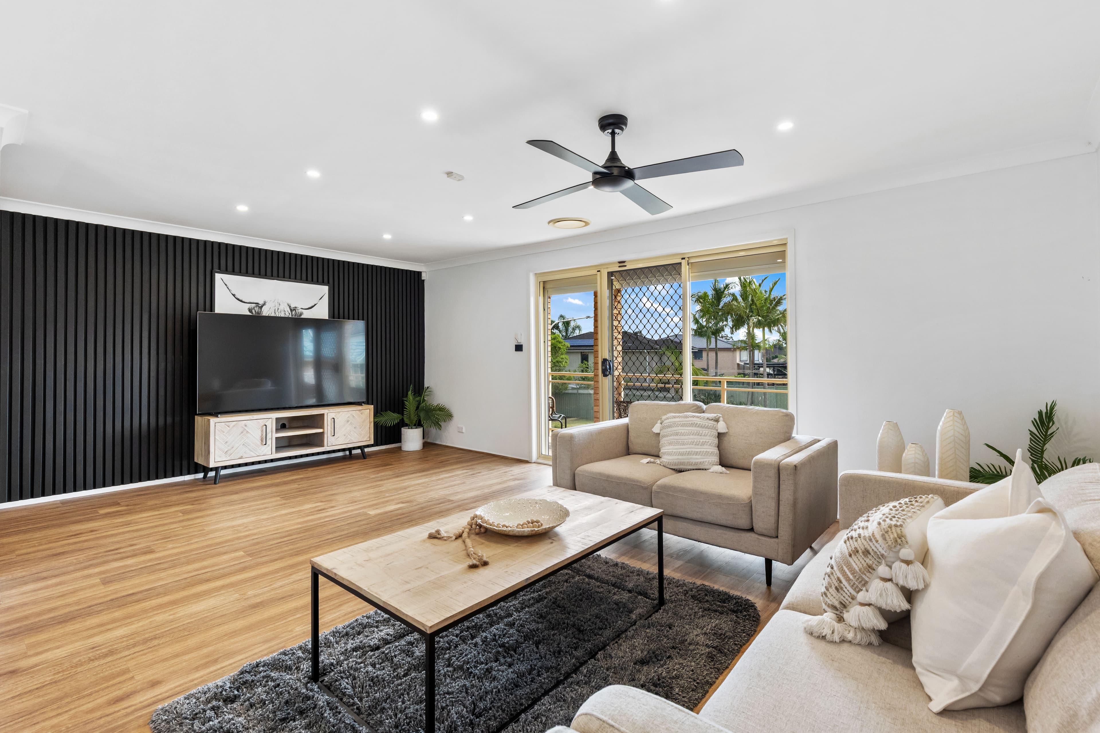43 Boldero Crescent, GLENMORE PARK, Glenmore Park - Thumbnail 4