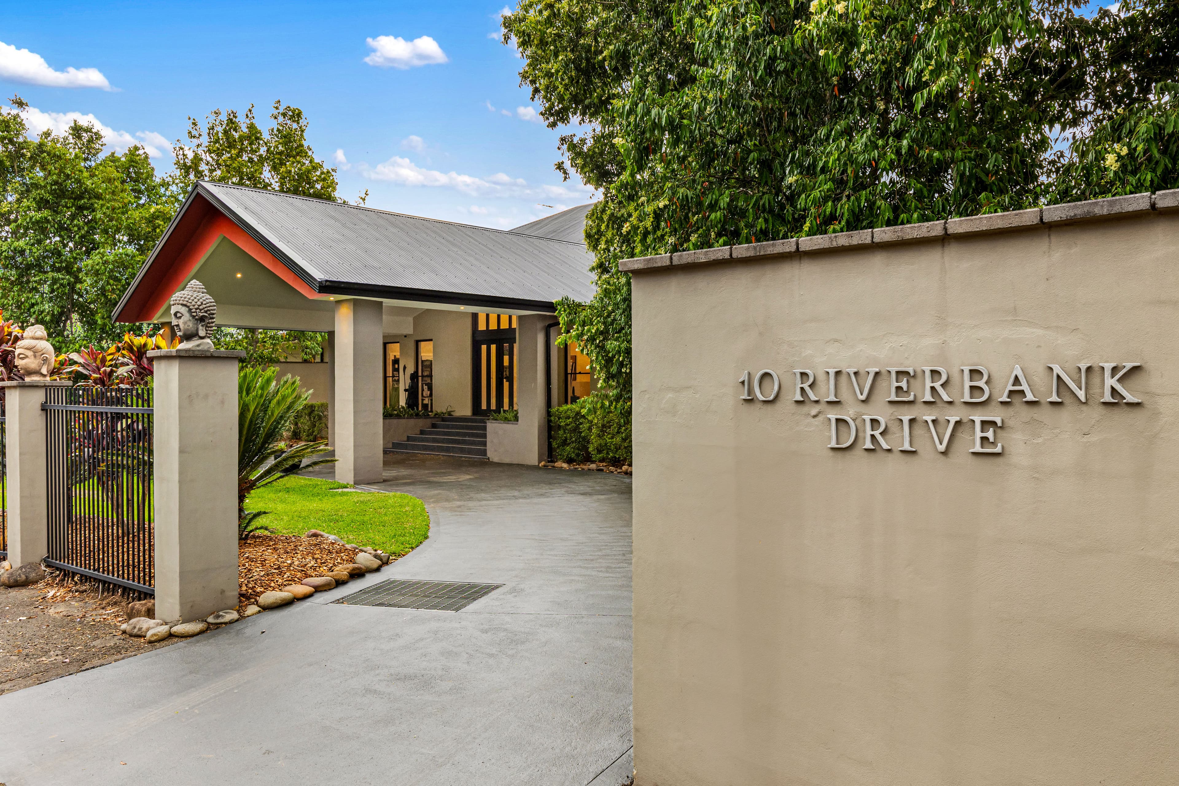 10 Riverbank Drive, EMU HEIGHTS, Emu Heights - Thumbnail 2