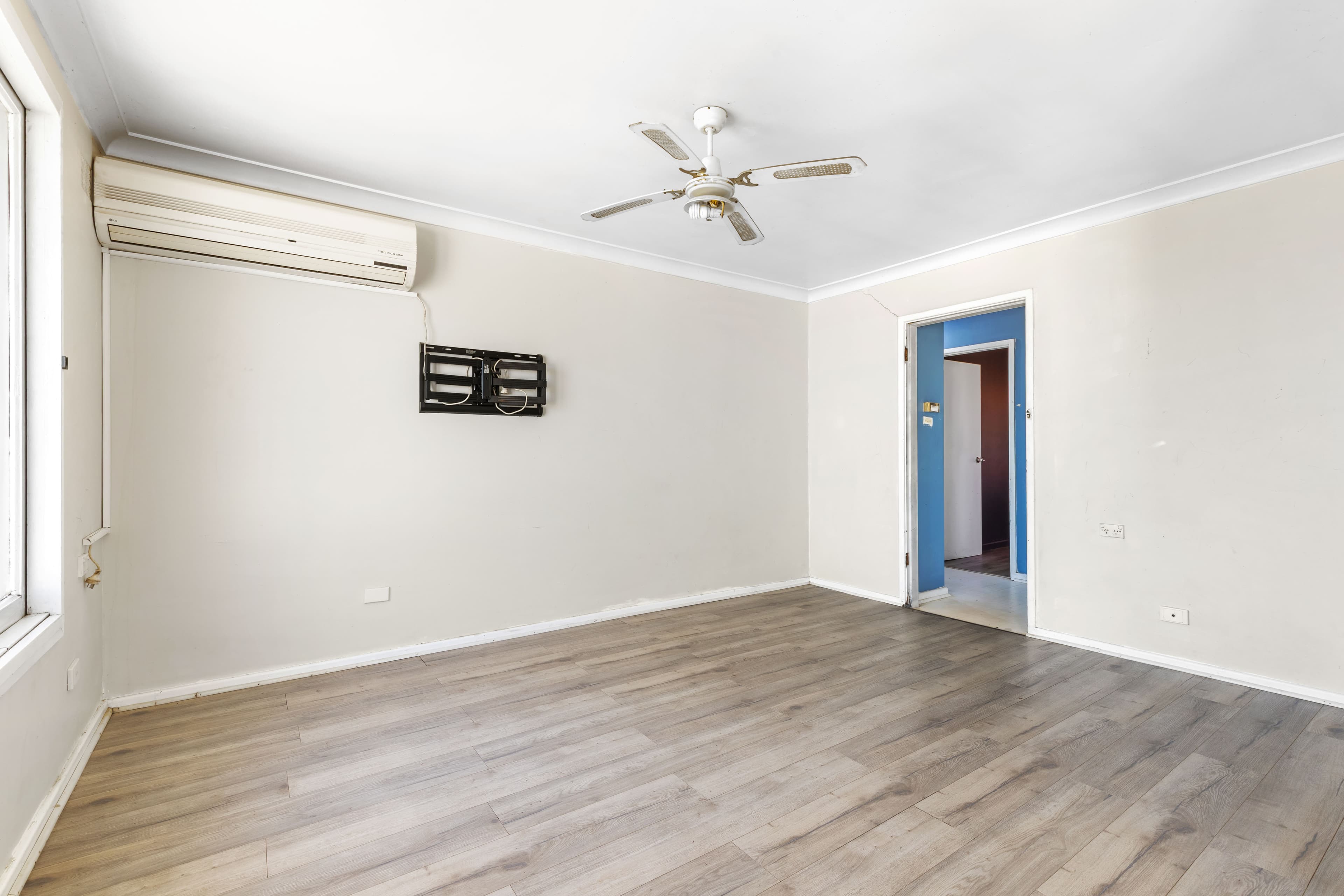 12 Basildon Place, HEBERSHAM, Hebersham - Thumbnail 4