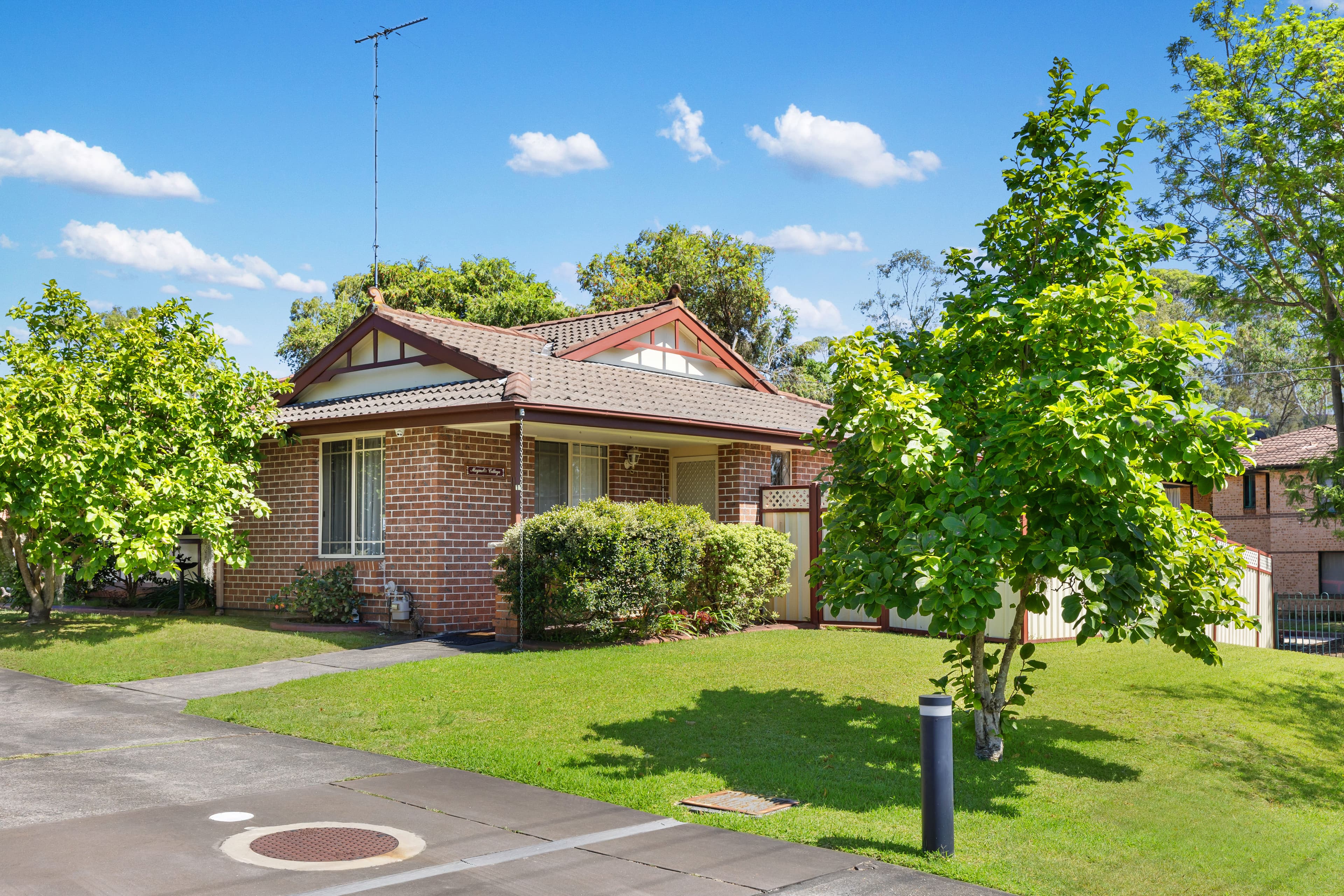 11/9-11 Troy Street, EMU PLAINS, Emu Plains - Thumbnail 2