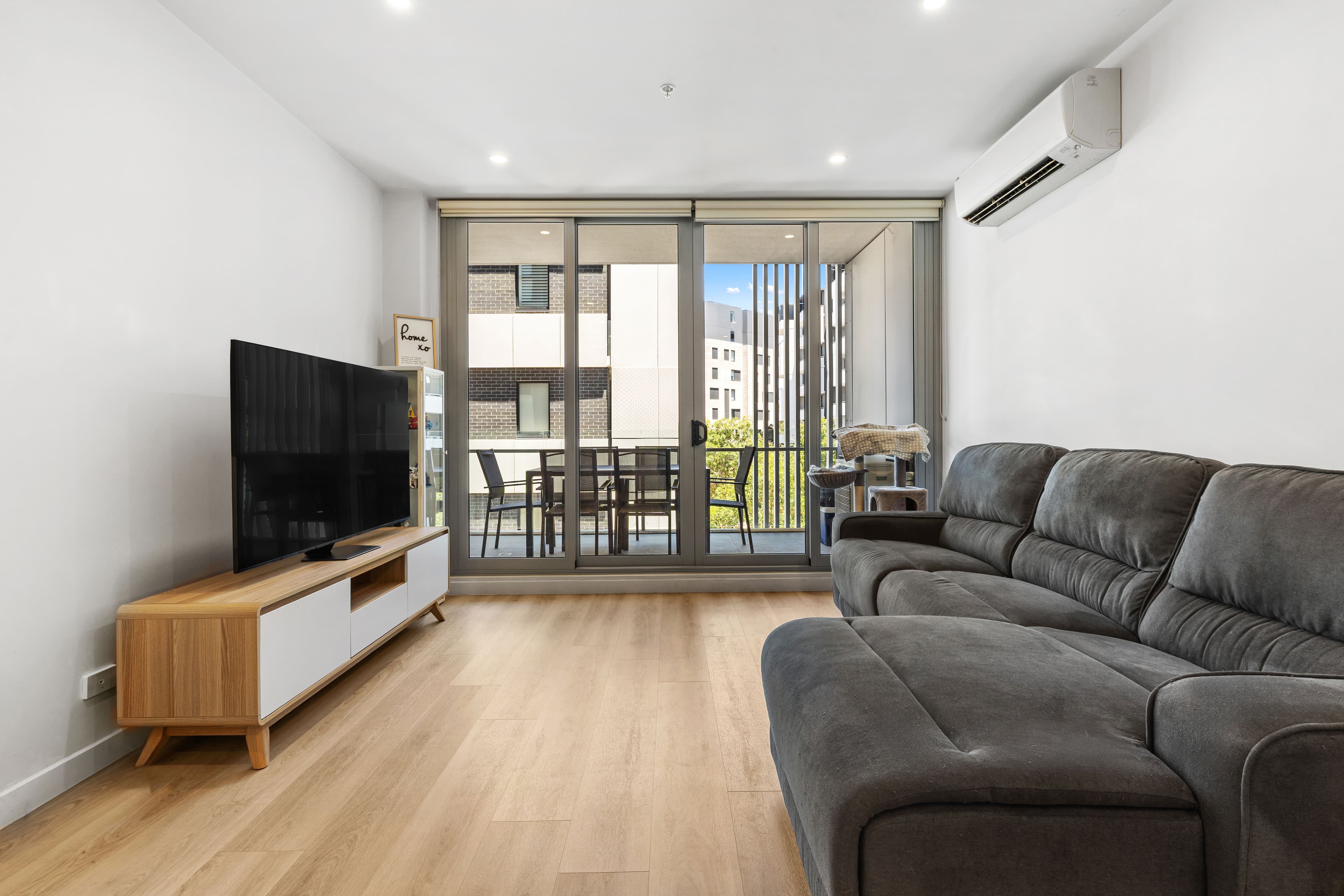 309/8 Aviators Way, PENRITH, Penrith - Thumbnail 3