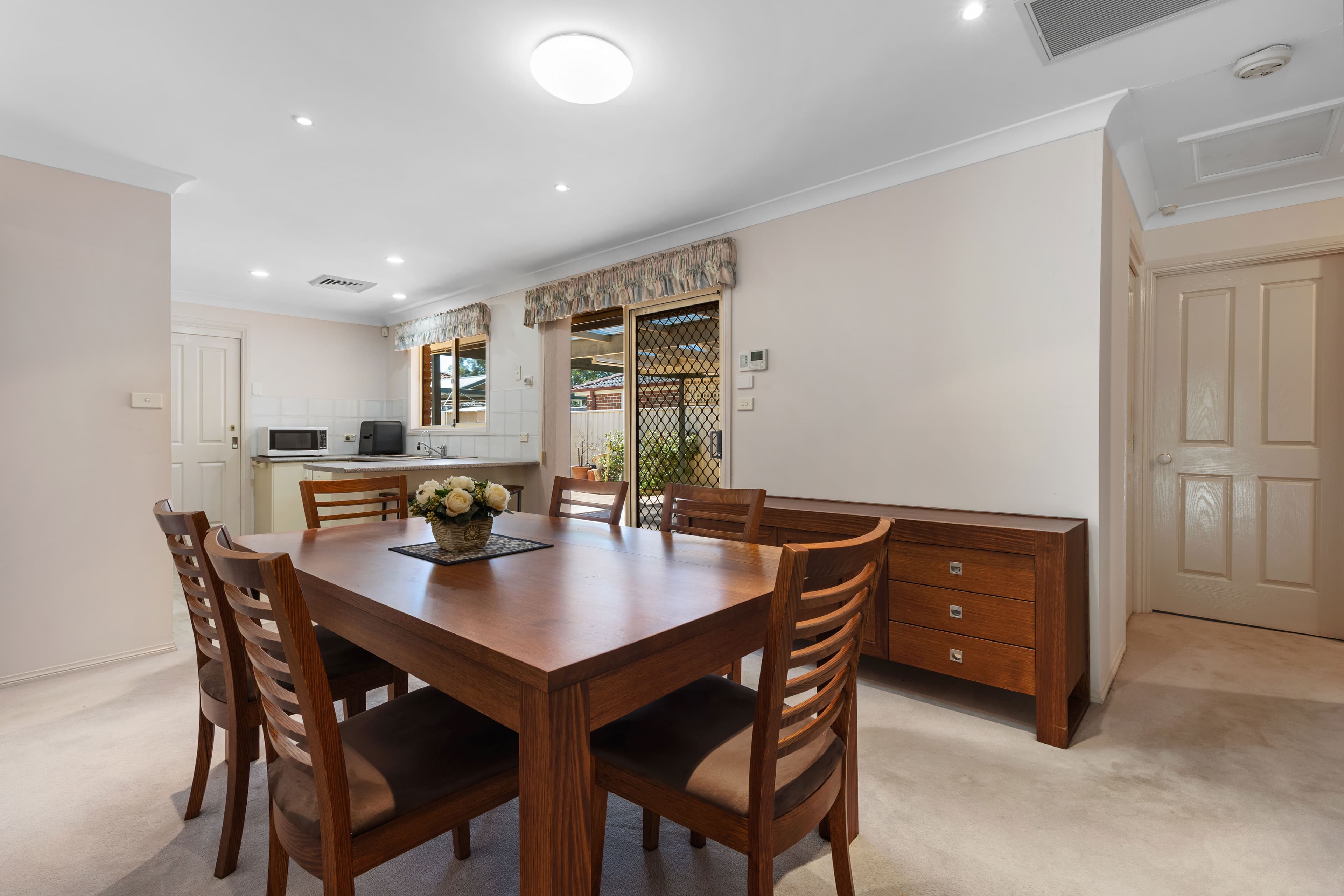1/1 Robin Place, GLENMORE PARK, Glenmore Park - Thumbnail 3