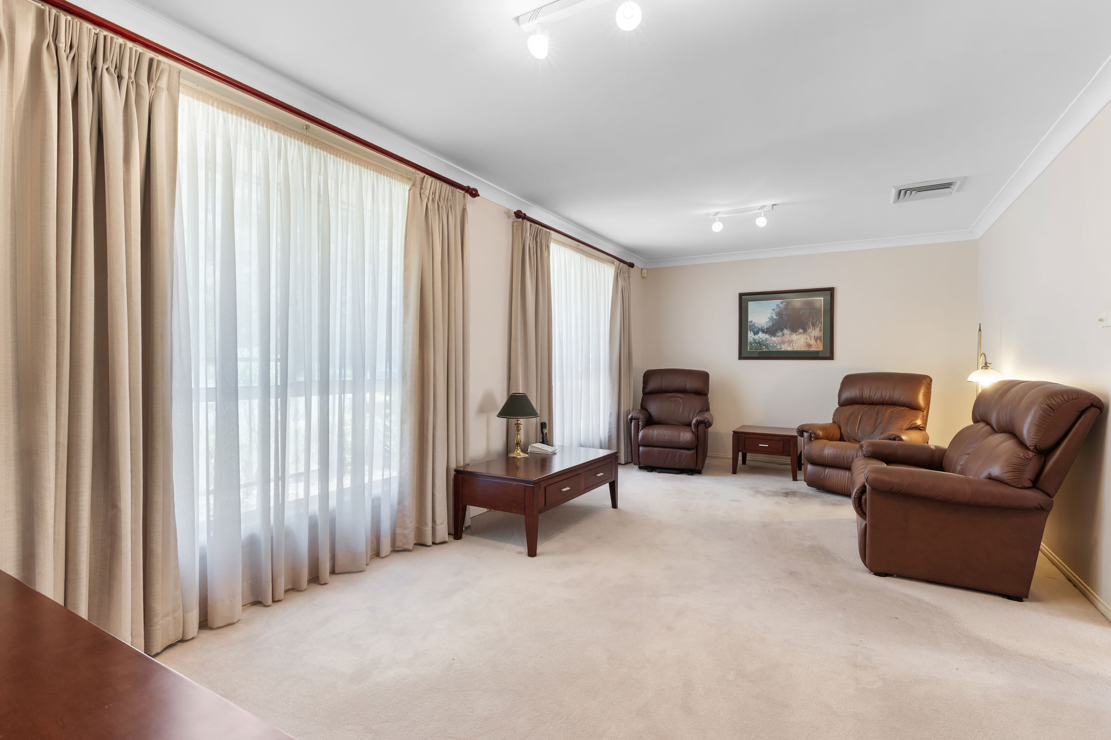1/1 Robin Place, GLENMORE PARK, Glenmore Park - Thumbnail 2