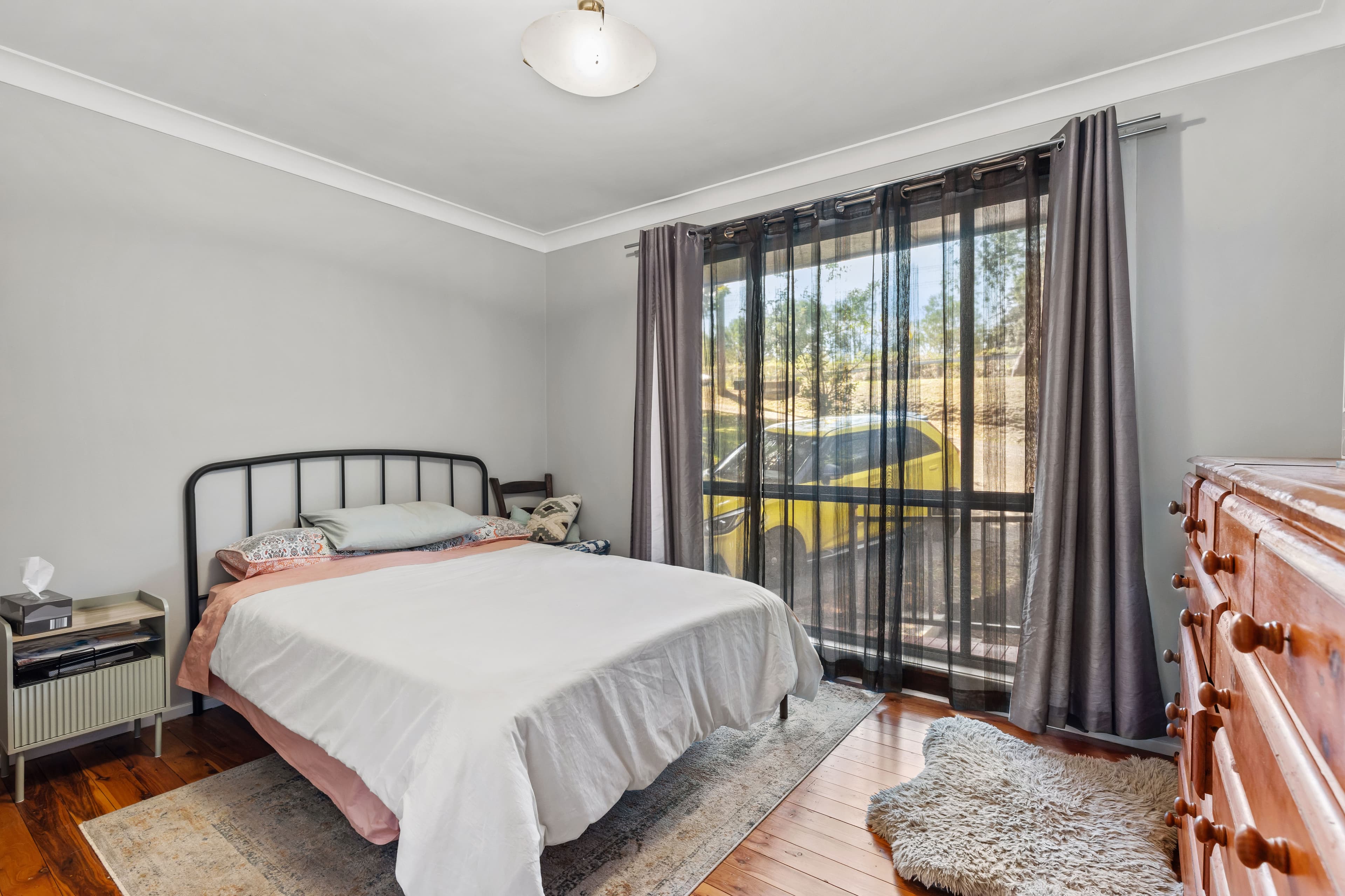 61 Railway Parade, WOODFORD, Woodford - Thumbnail 4