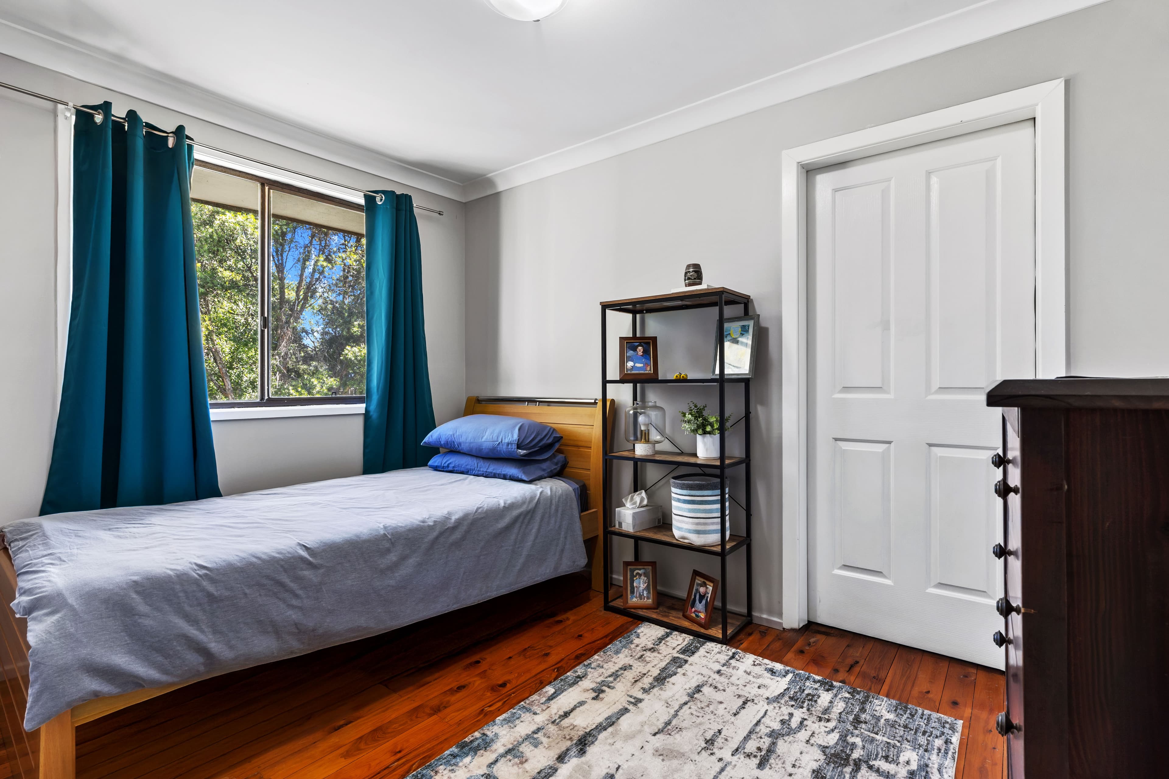 61 Railway Parade, WOODFORD, Woodford - Thumbnail 5