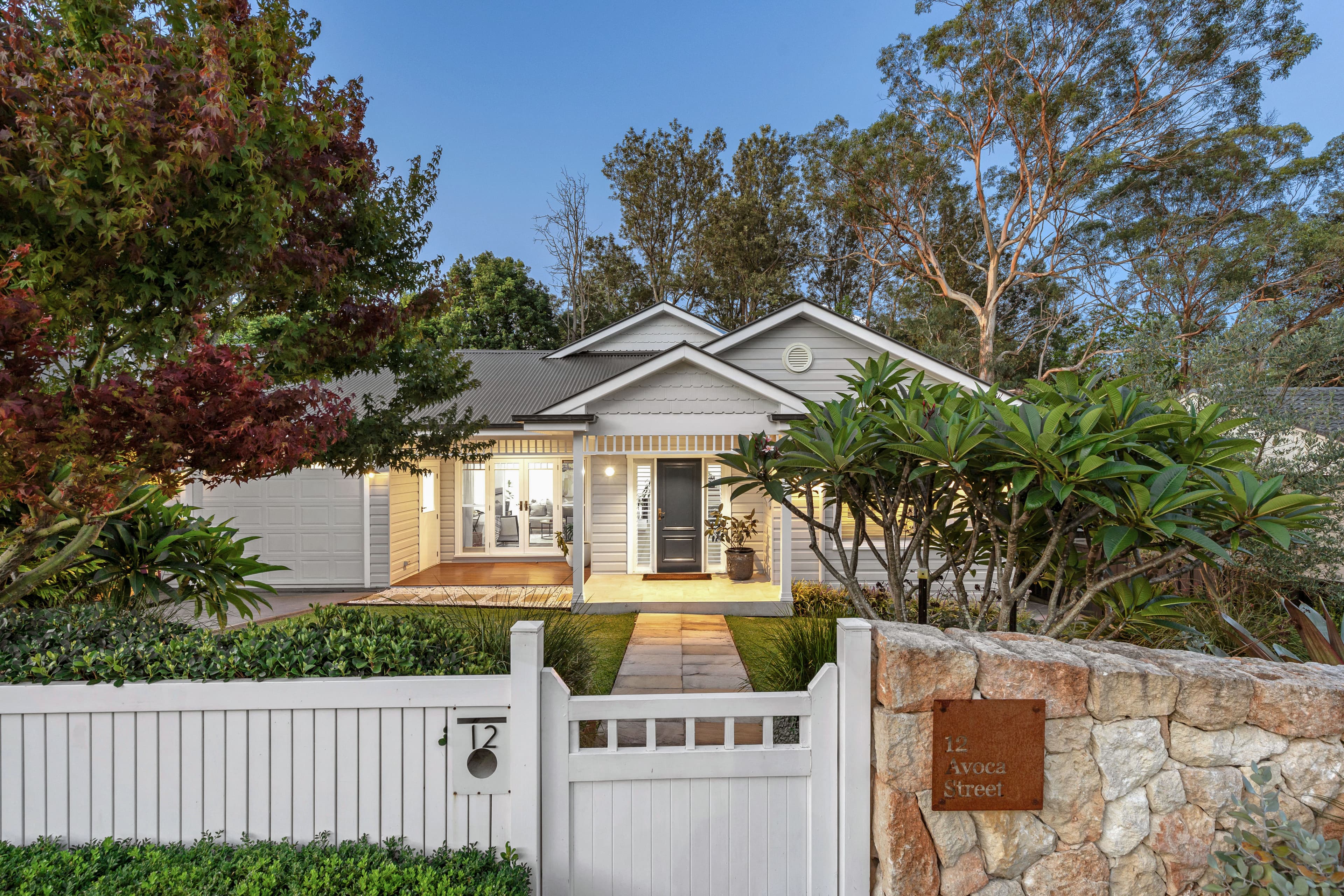 12 Avoca Street, GLENBROOK, Glenbrook - Thumbnail 2