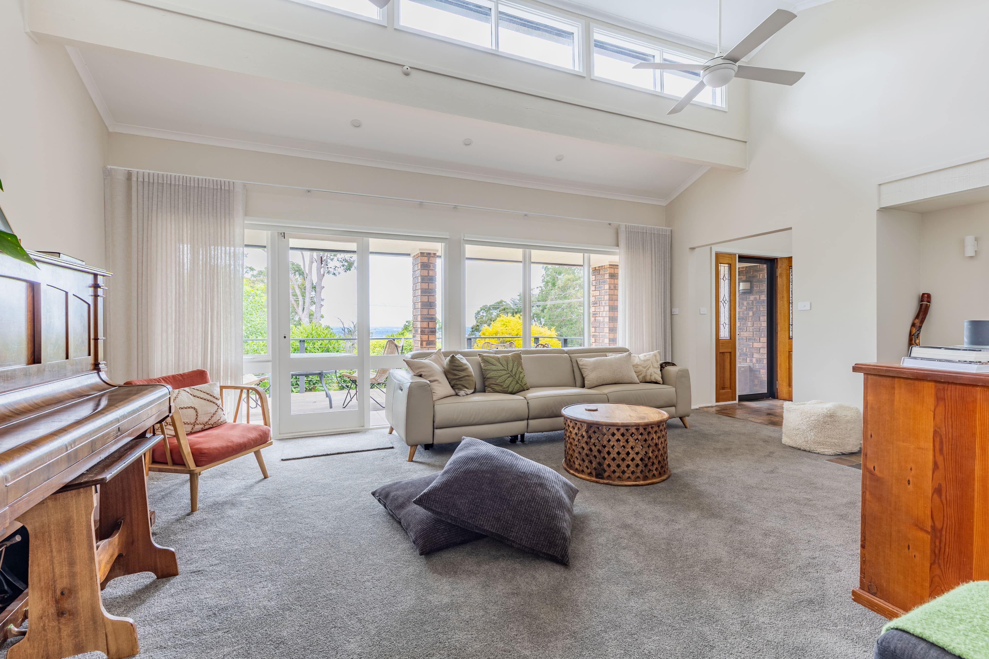 6 Vista Parade, MOUNT RIVERVIEW, Mount Riverview - Thumbnail 2