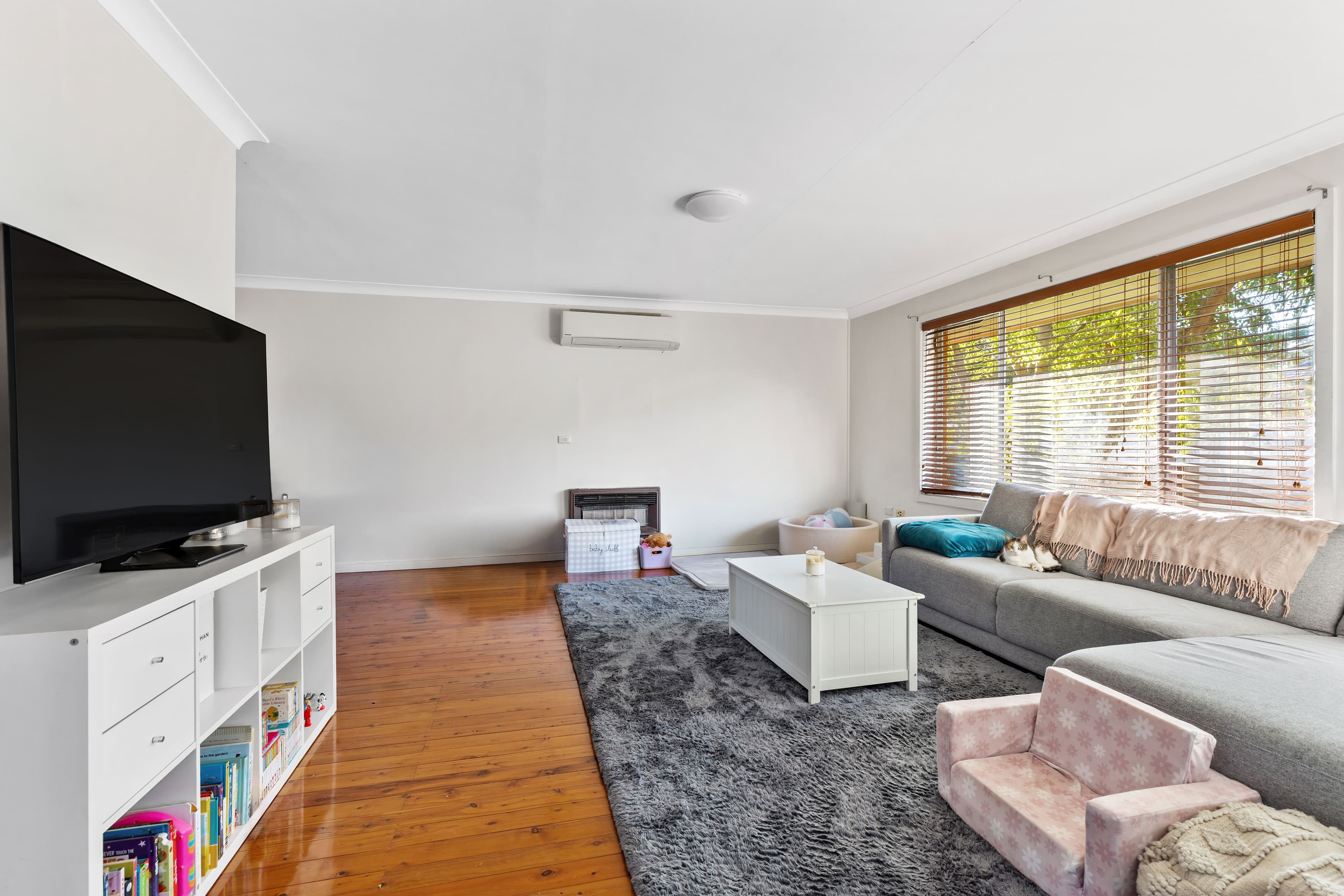 22 Kennedy Drive, SOUTH PENRITH, South Penrith - Thumbnail 3
