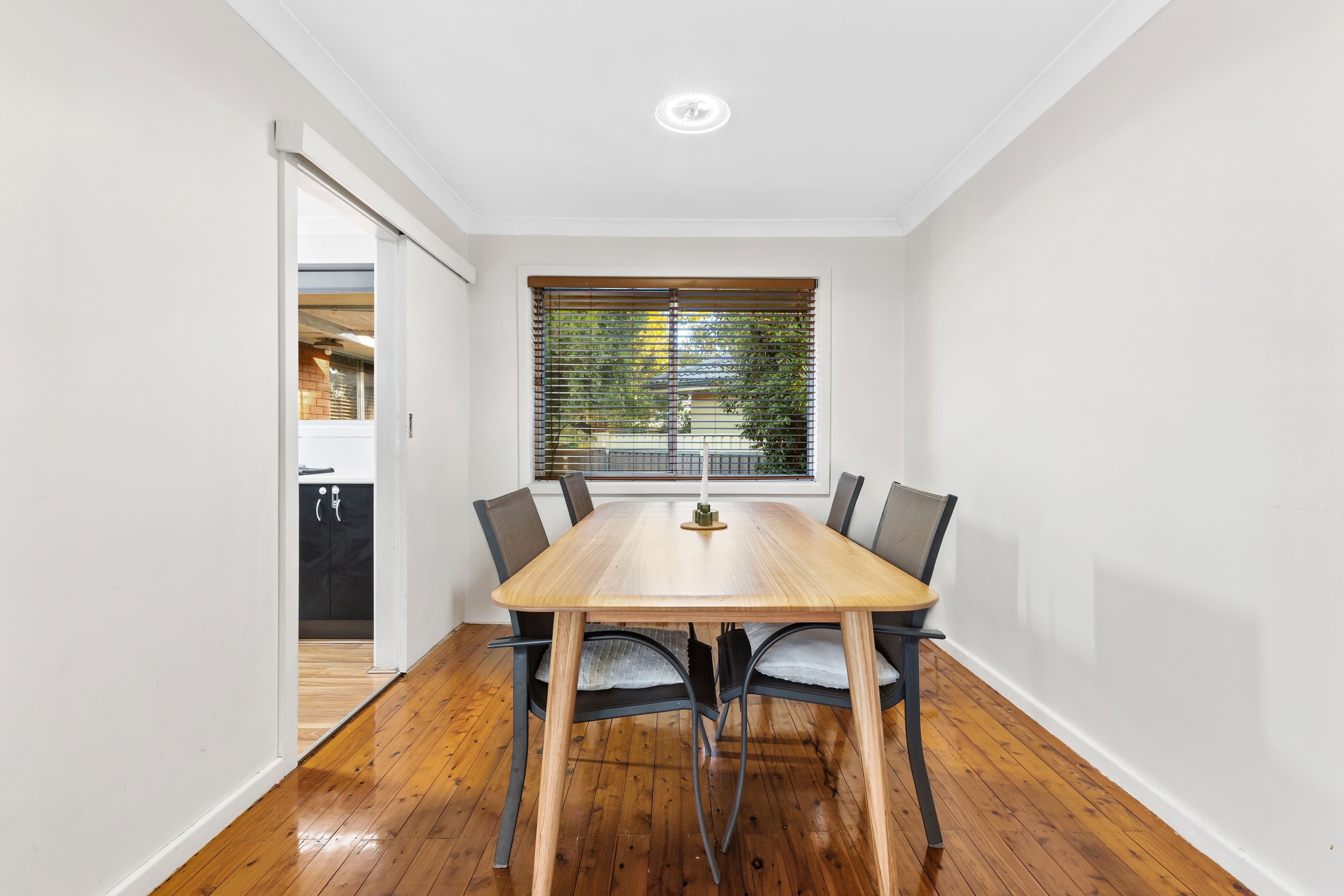 22 Kennedy Drive, SOUTH PENRITH, South Penrith - Thumbnail 6