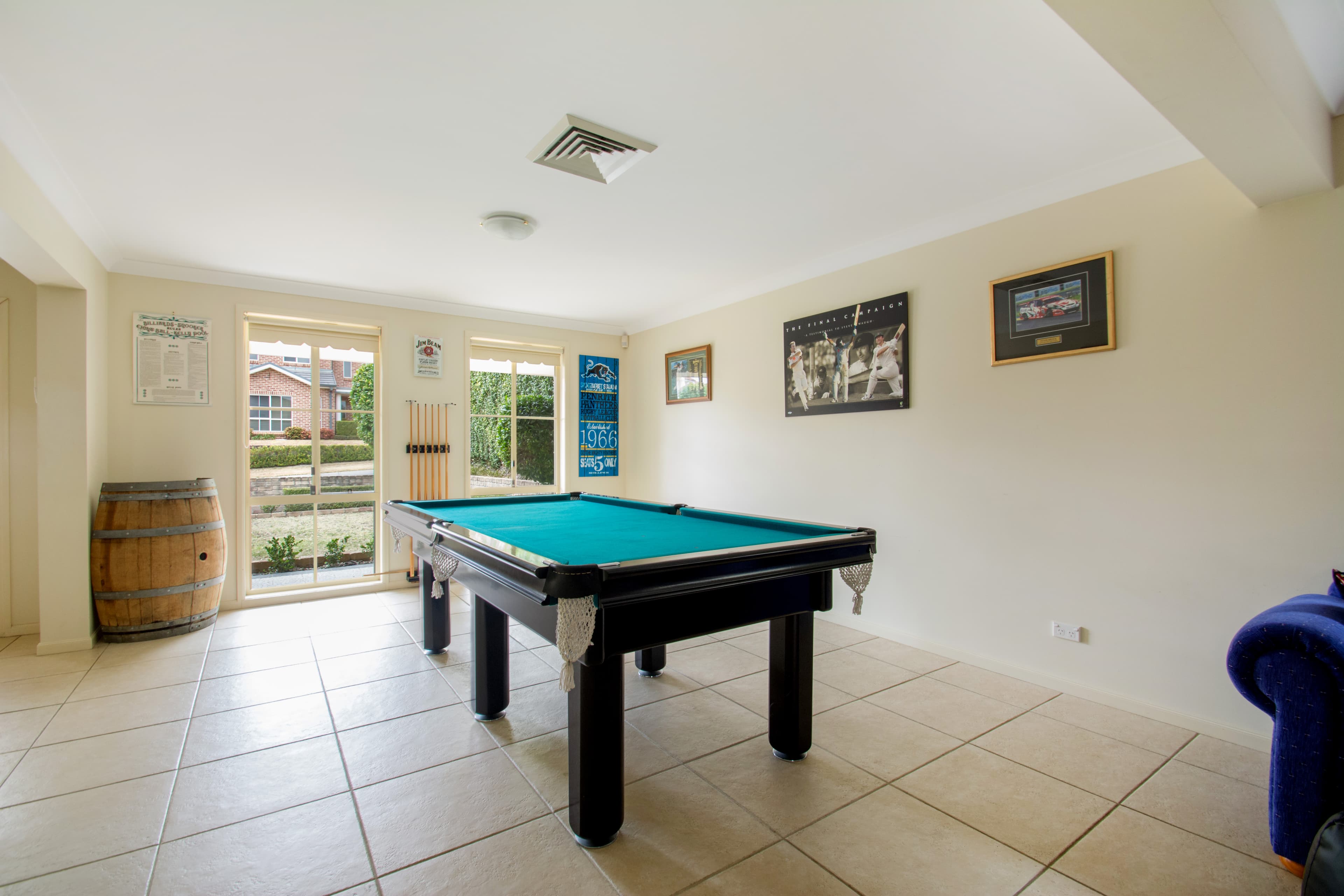 16 Karingal Court, GLENMORE PARK, Glenmore Park - Thumbnail 2