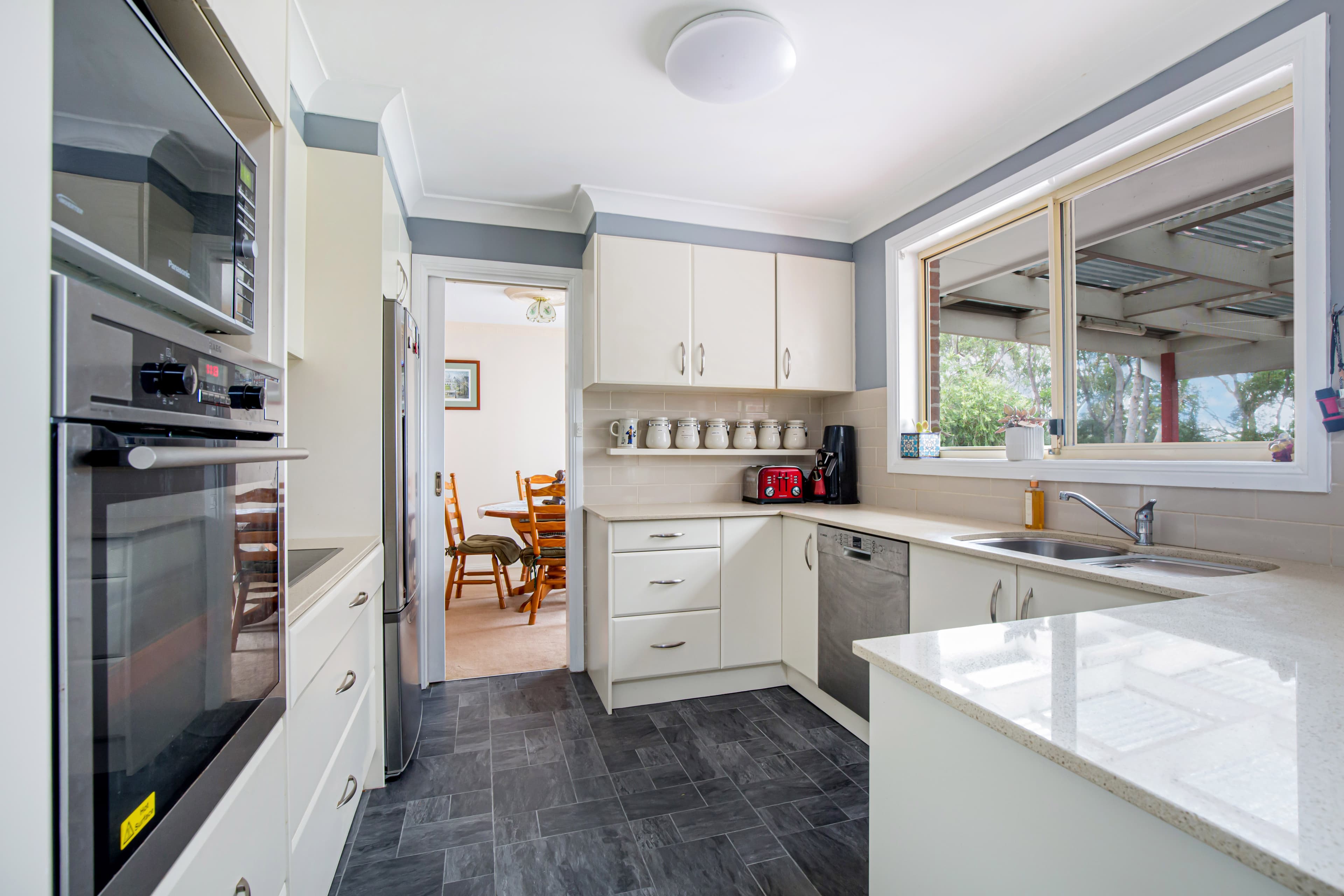 17 Wakeford Place, BLAXLAND, Blaxland - Thumbnail 4