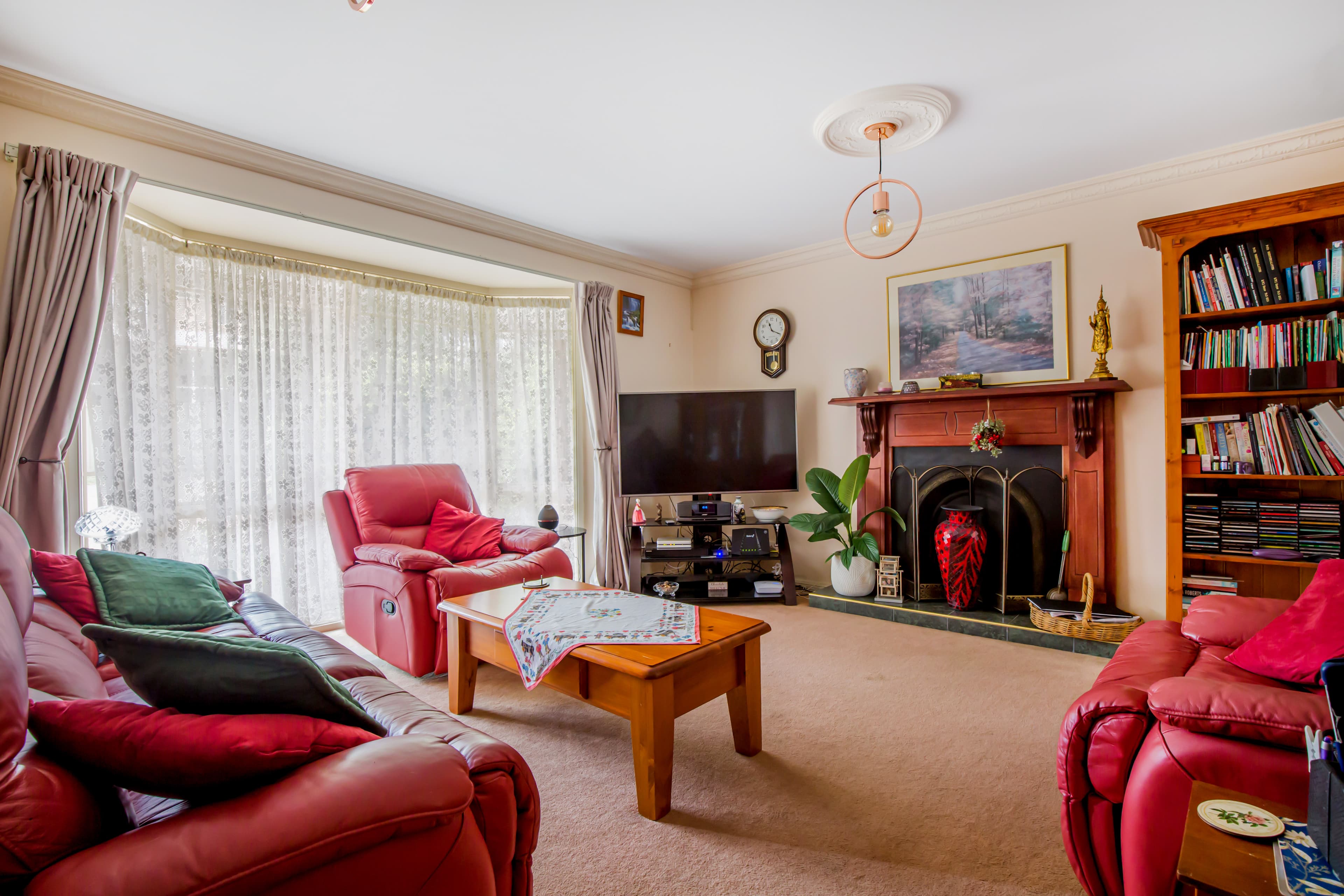 17 Wakeford Place, BLAXLAND, Blaxland - Thumbnail 2