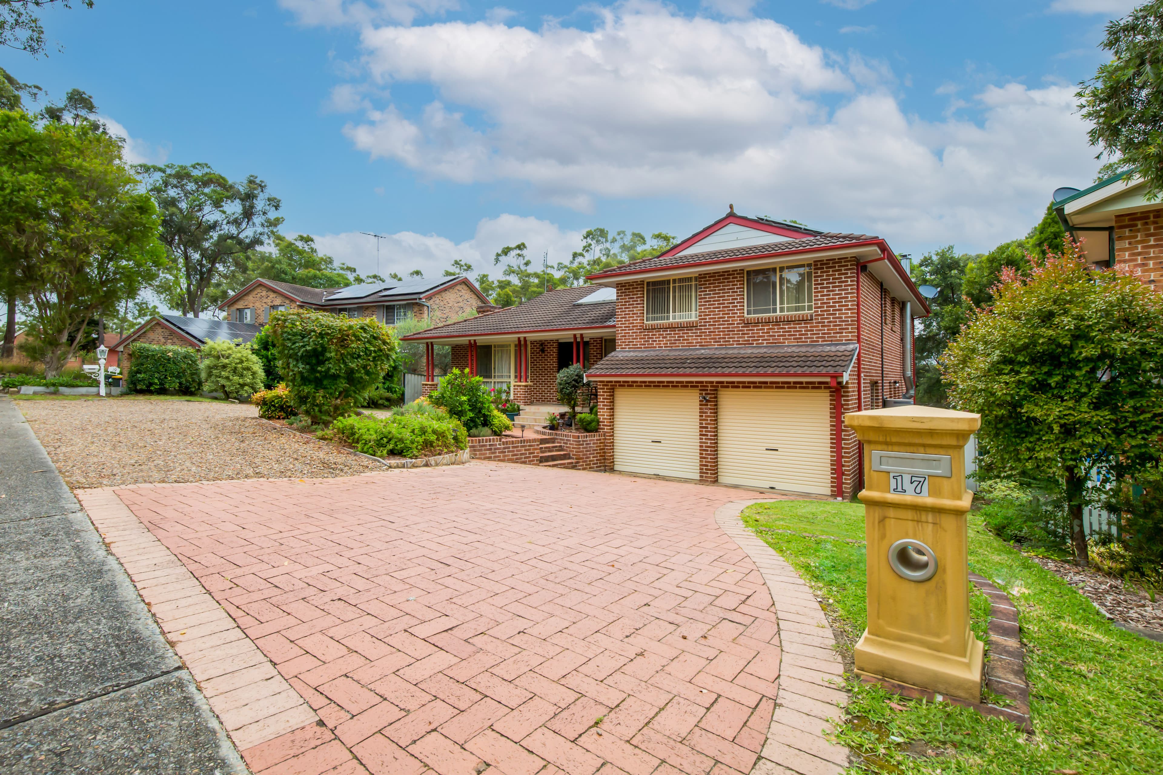 17 Wakeford Place, BLAXLAND, Blaxland - Image 1