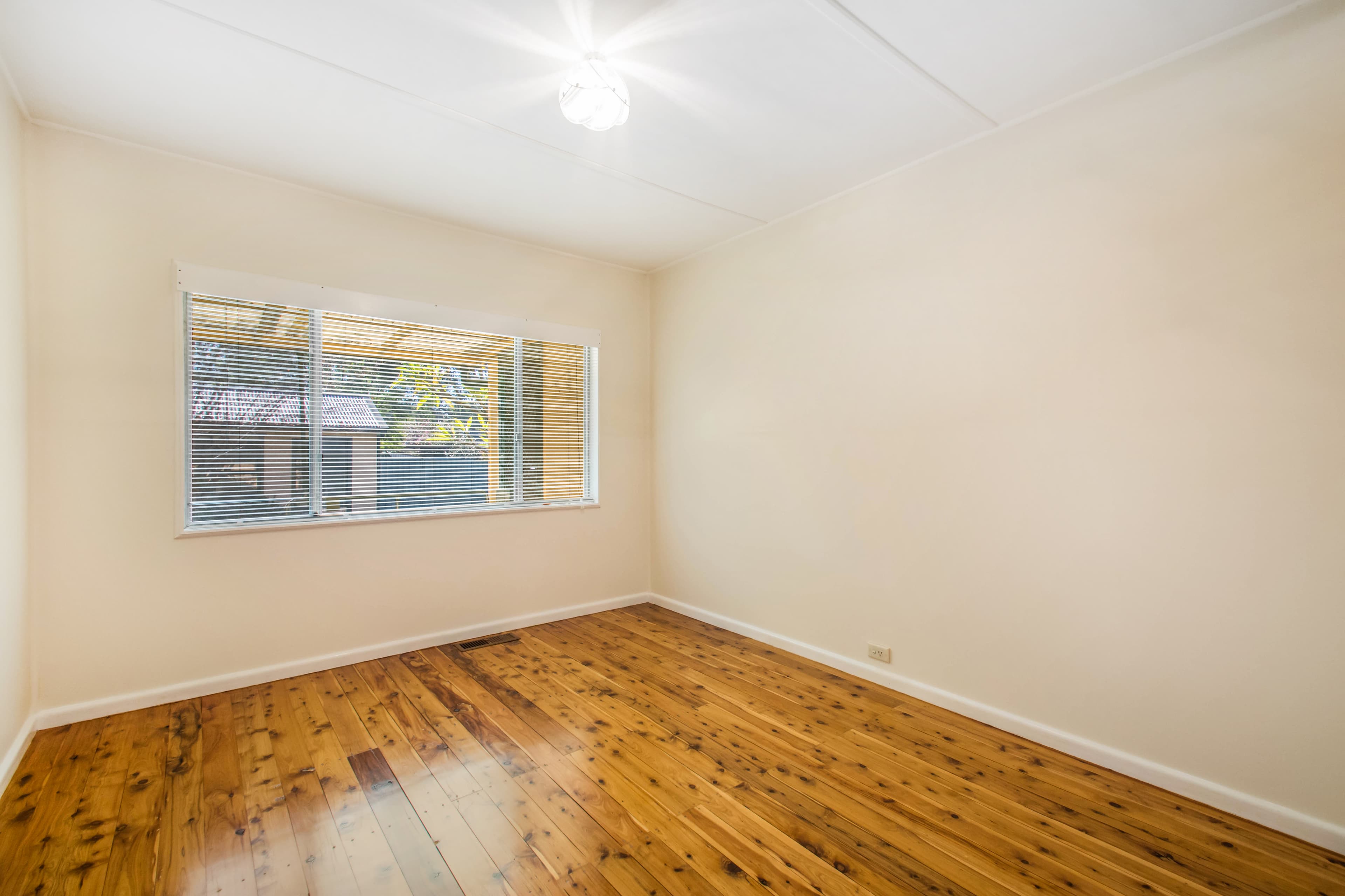 19 Prince Street, GLENBROOK, Glenbrook - Thumbnail 8
