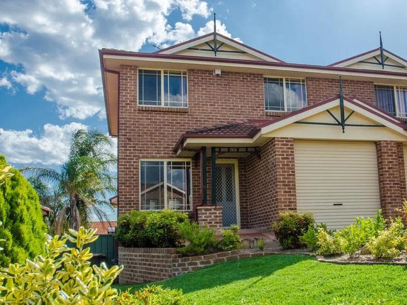 2 Giles Close, GLENMORE PARK, Glenmore Park - Thumbnail 2