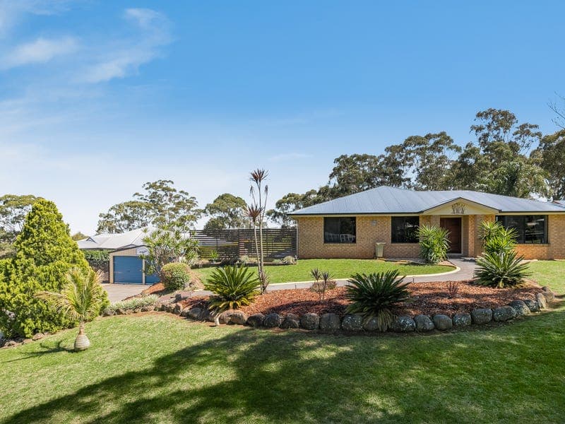 4 Ashley Court, Highfields - Thumbnail 2