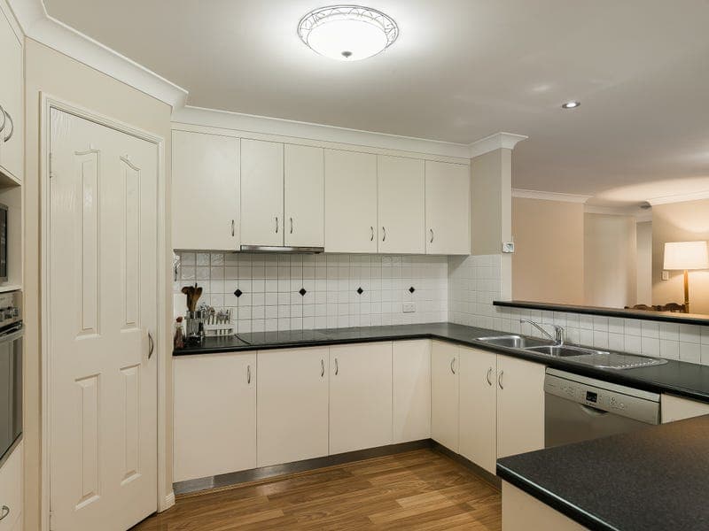 4 Ashley Court, Highfields - Thumbnail 6