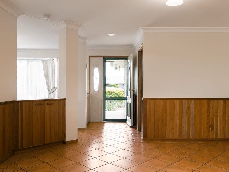 4 Malcolm Close, Middle Ridge - Thumbnail 7