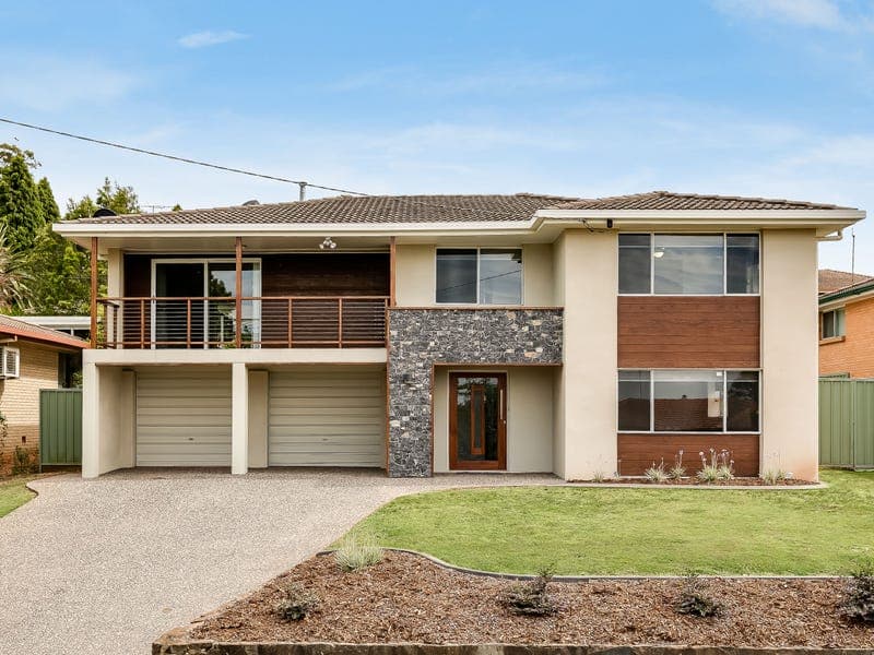 26 Barrymount Crescent, Mount Lofty - Image 1
