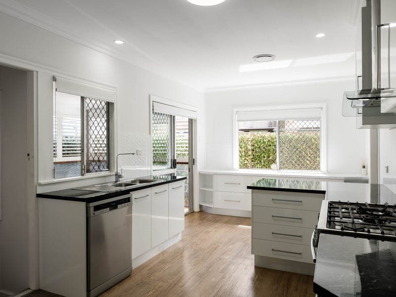 House 1/17 Plant Street, Rangeville - Thumbnail 4