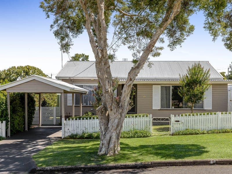 House 1/17 Plant Street, Rangeville - Image 1